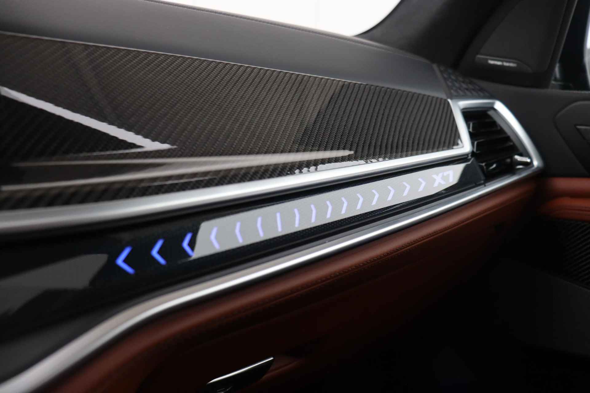 BMW X7 xDrive40i Elektrische trekhaak/ softclose/ Harman Kardon/ Head-up display/ 23 inch/ Pano-dak - 40/52