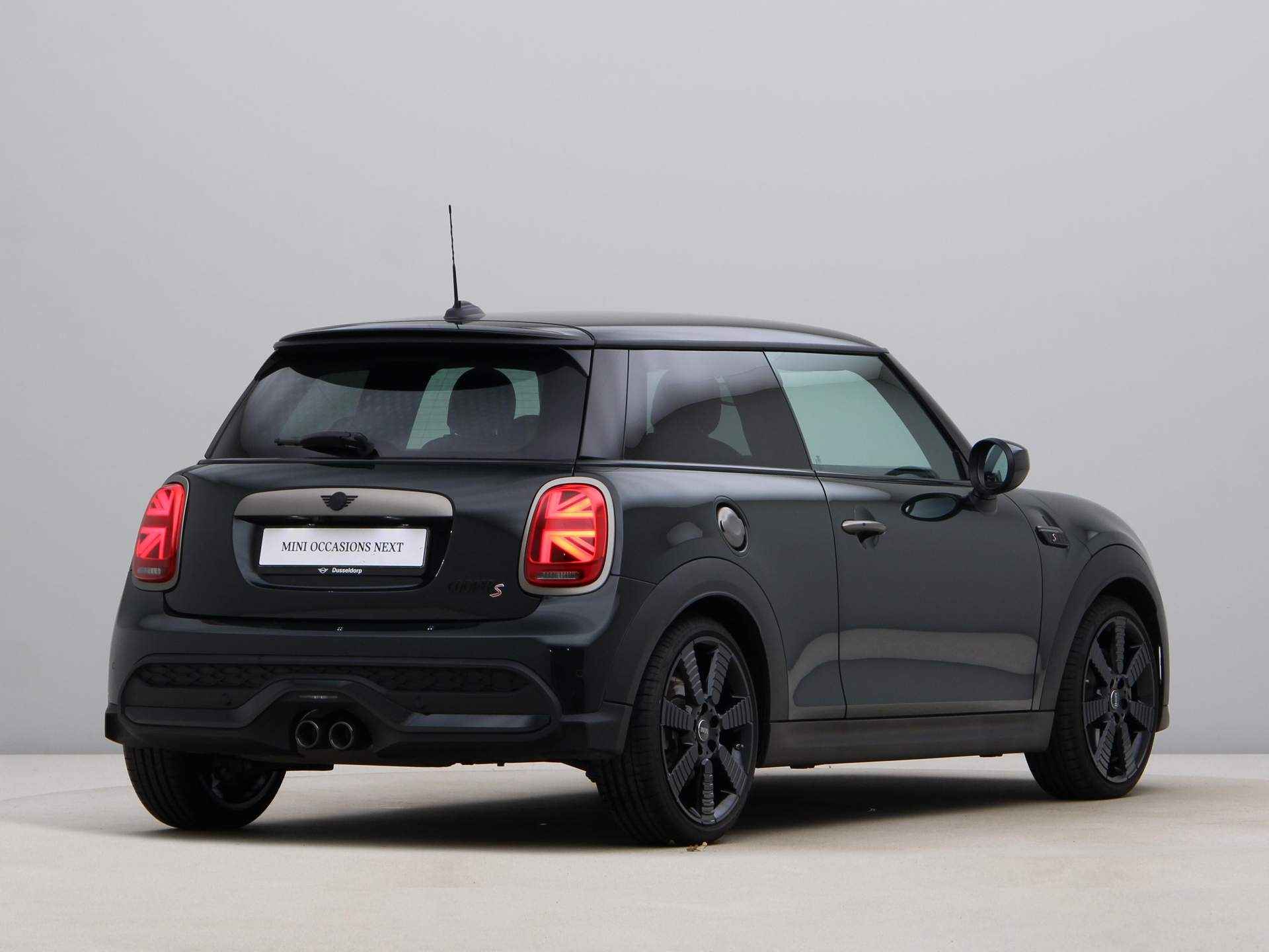 MINI 3-deurs Cooper S Resolute Edition Aut. - 10/23