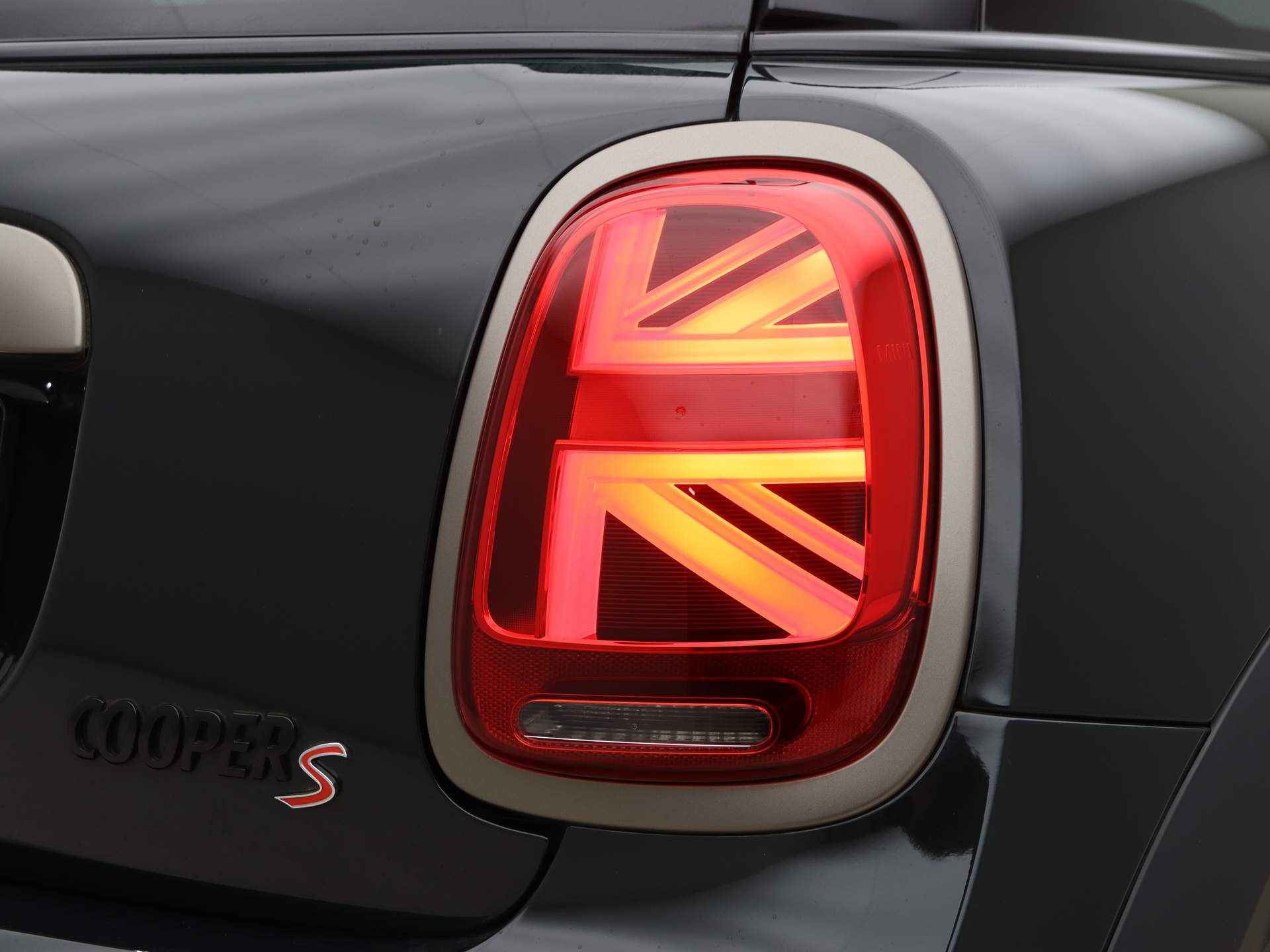 MINI 3-deurs Cooper S Resolute Edition Aut. - 21/23