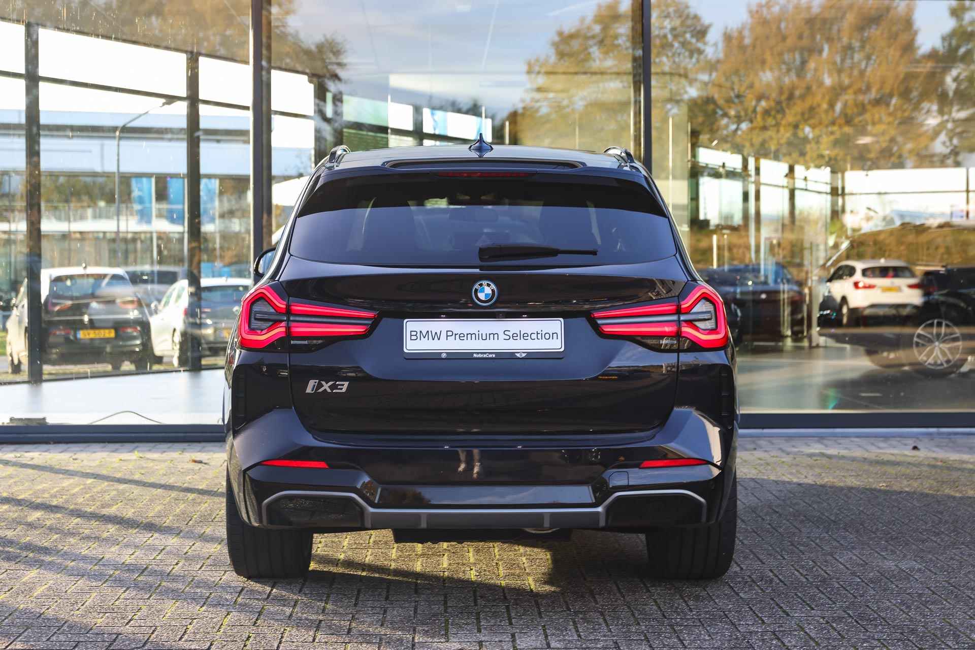 BMW iX3 High Executive / Trekhaak / Sportstoelen / Adaptieve LED / Parking Assistant Plus / Head-Up / Gesture Control / Comfort Access - 9/41