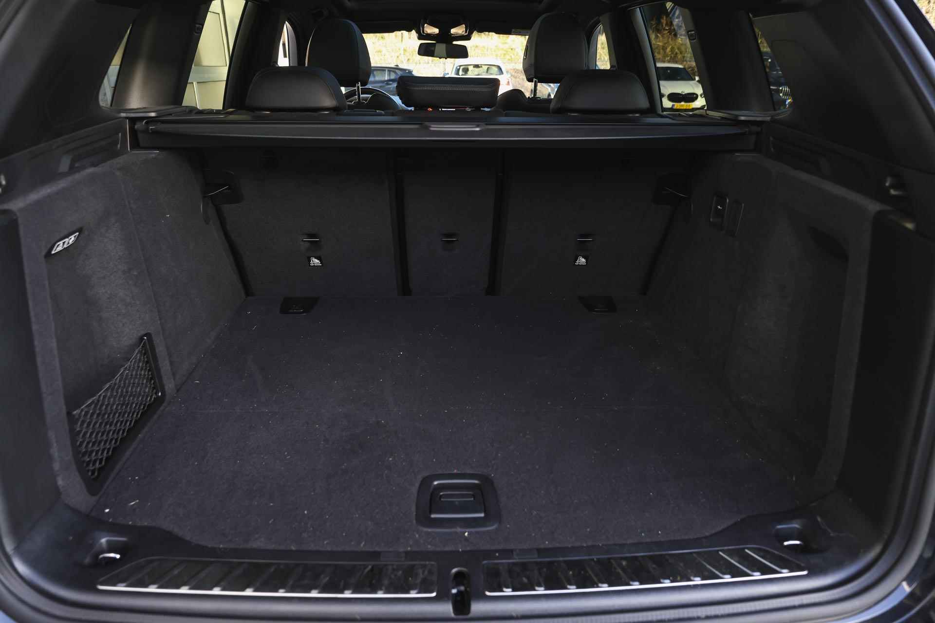 BMW iX3 High Executive / Trekhaak / Sportstoelen / Adaptieve LED / Parking Assistant Plus / Head-Up / Gesture Control / Comfort Access - 39/41