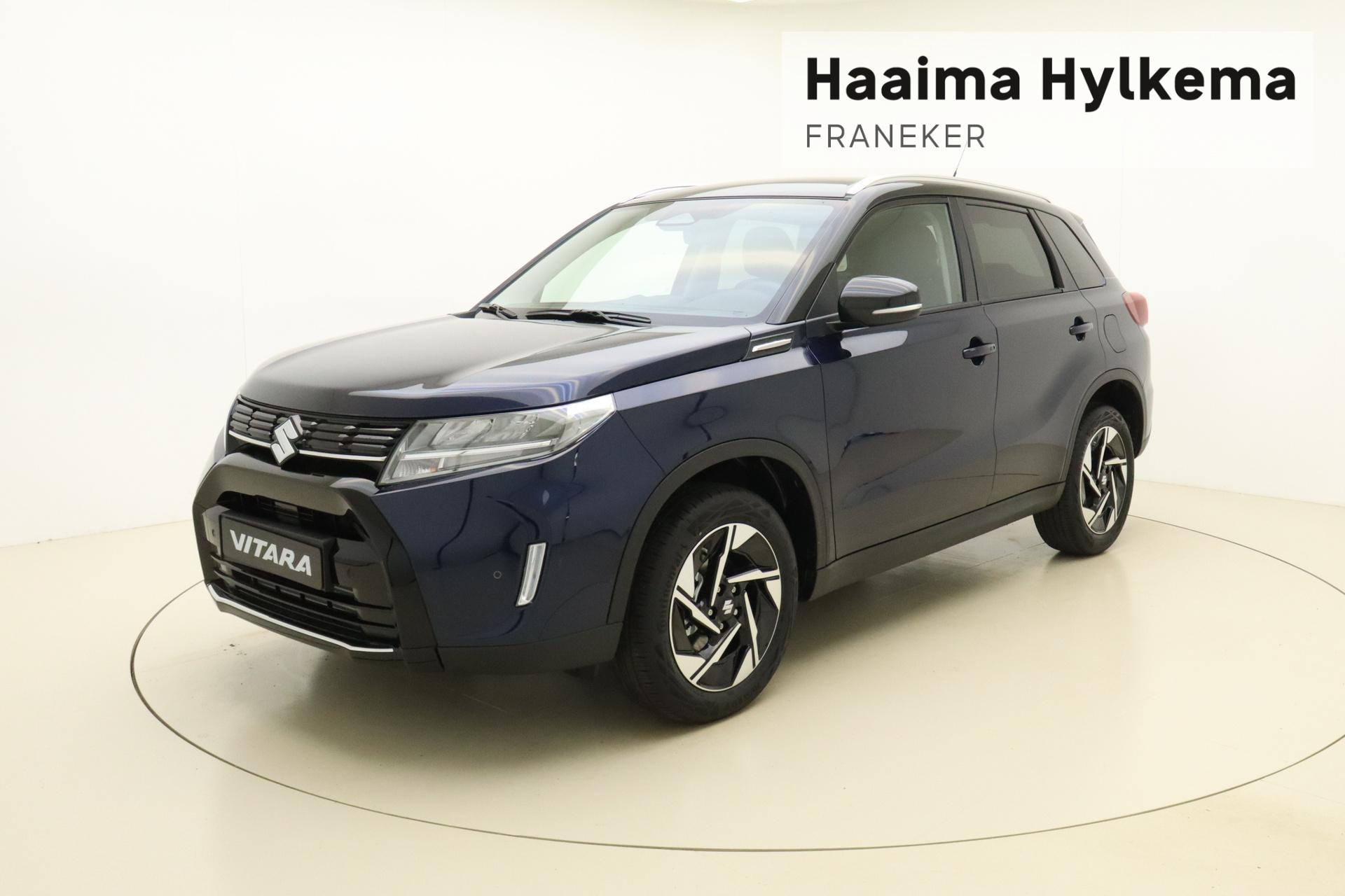 Suzuki Vitara 1.4 Boosterjet Style Smart Hybrid | Nieuw 2024 | Achteruitrijcamera | Cruise control | Navigatie | Parkeersensoren | Stoelverwarming