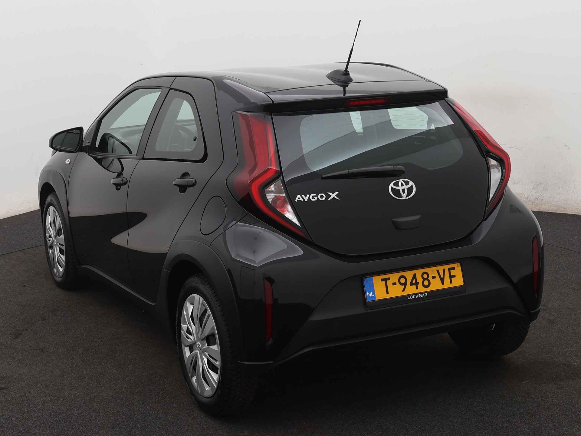 Toyota Aygo X 1.0 VVT-i MT Play | Apple Carplay / Android Auto | Parkeercamera | - 17/43