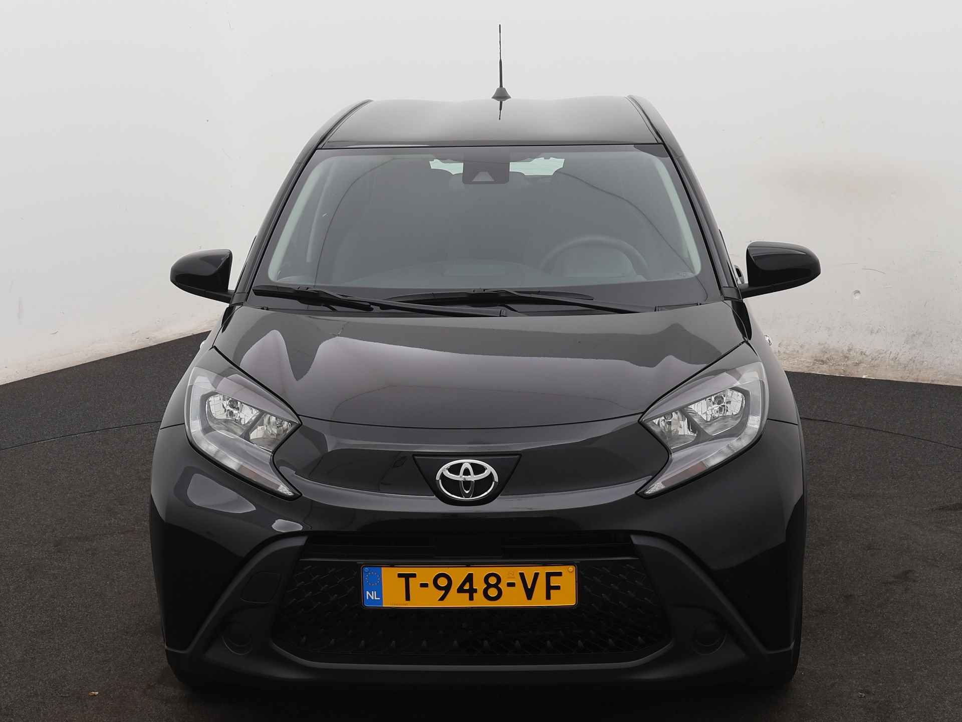 Toyota Aygo X 1.0 VVT-i MT Play | Apple Carplay / Android Auto | Parkeercamera | - 28/43