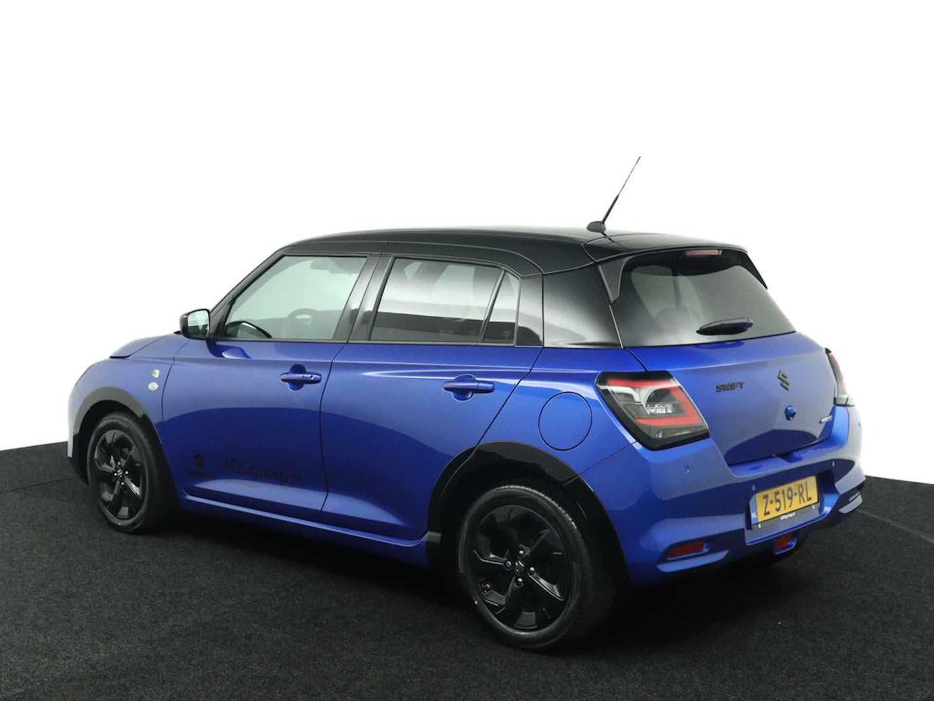 Suzuki Swift 1.2 Select Smart Hybrid Automaat | BLACK EDITION | Automaat | Stoelverwarming | Led Verlichting | Suzuki Safety Sense Pro | 6 Jaar Garantie | - 5/45