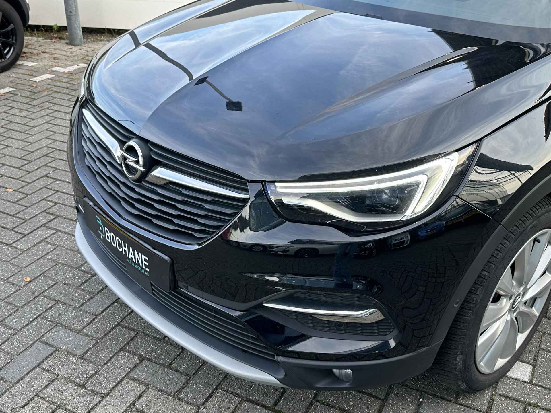 Opel Grandland X 1.6 Turbo Hybrid4 Business Executive 300 PK  | 4X4 |  Elek. A. Klep | A. Camera | Dealer Onderhouden | NL Auto! - 18/43