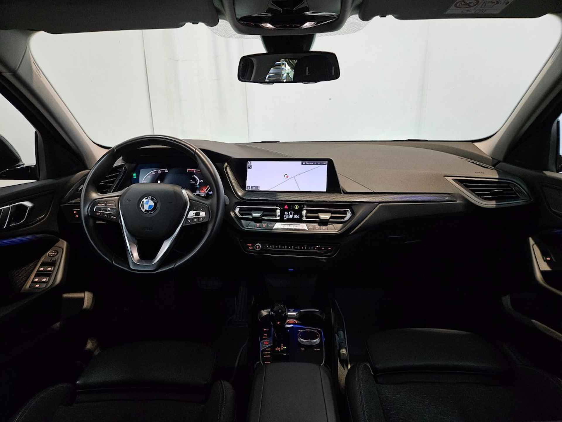 BMW 1-serie 118I Executive Sport Edition / Virtual / LED / NL Auto - 22/47