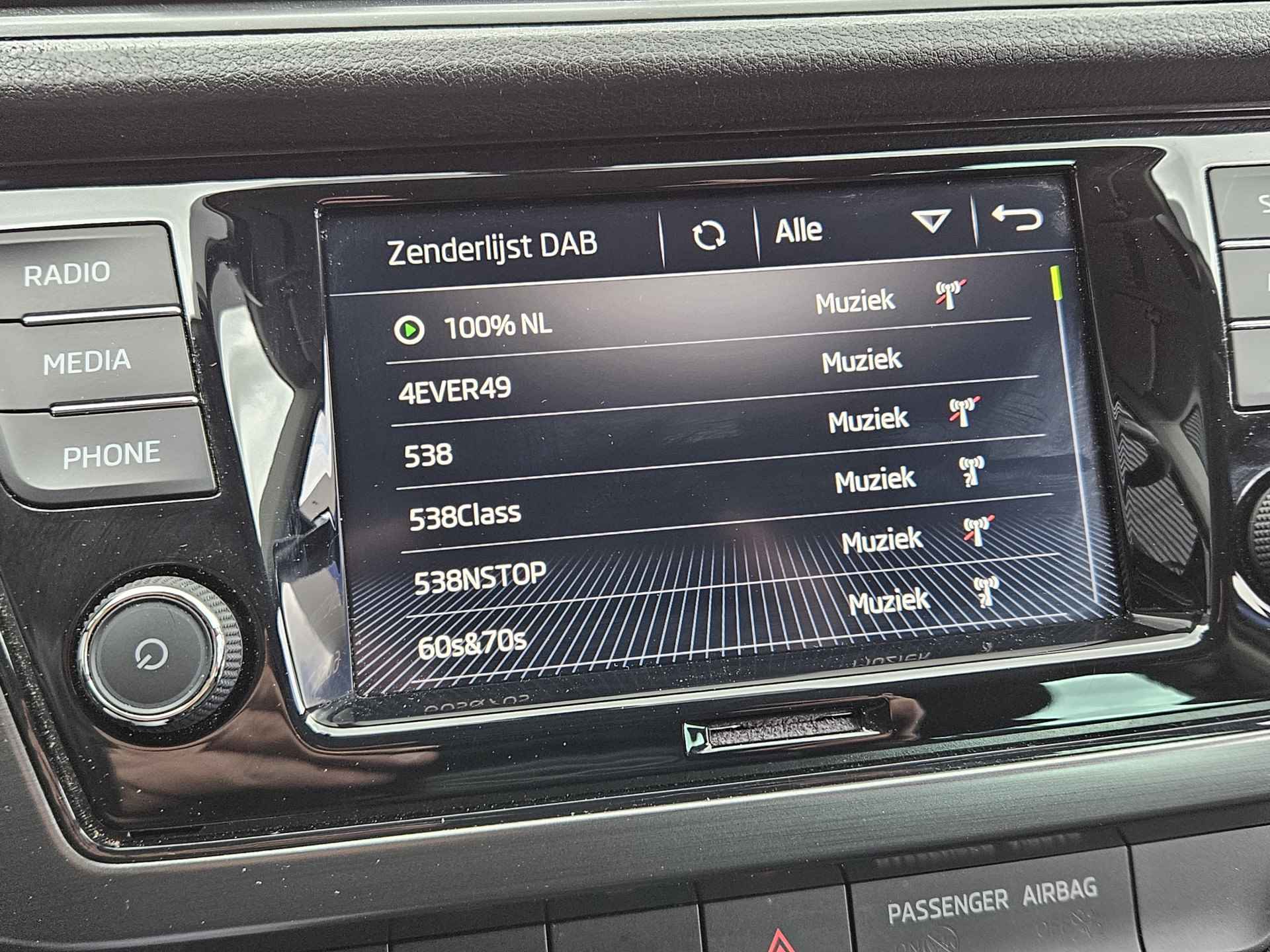 Škoda Fabia 1.0 TSI Sport business Lichtmetalen Velgen | Camera | Apple Carplay & Android Auto - 21/39