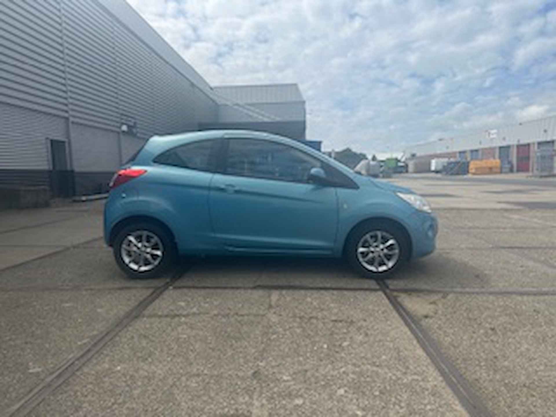 Ford Ka 1.2 51KW - 5/22