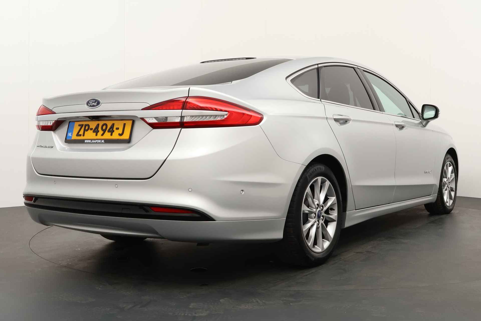 Ford Mondeo BWJ 2019 | 2.0 191PK Hybrid Titanium AUTOMAAT | LEER | CAMERA A | CLIMA | WINTERPAKKET | NAVI | CARPLAY | AD. CRUISE | - 3/32