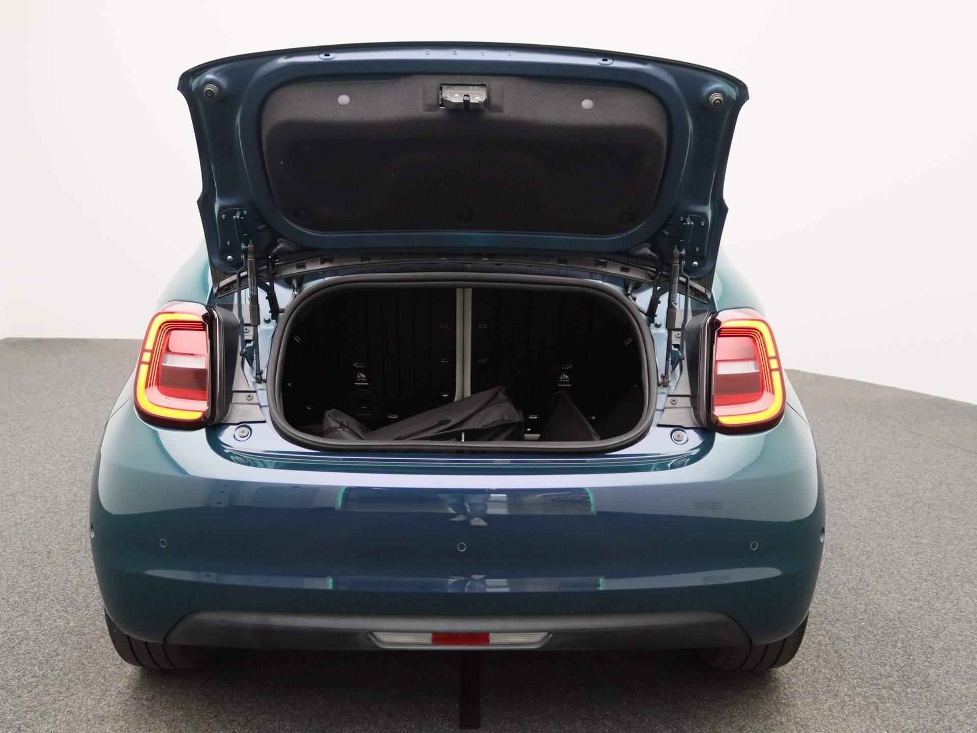 Fiat 500e C La Prima 42 kWh | Leder | Navi | Cam | ECC | PDC | LMV | LED | - 15/50