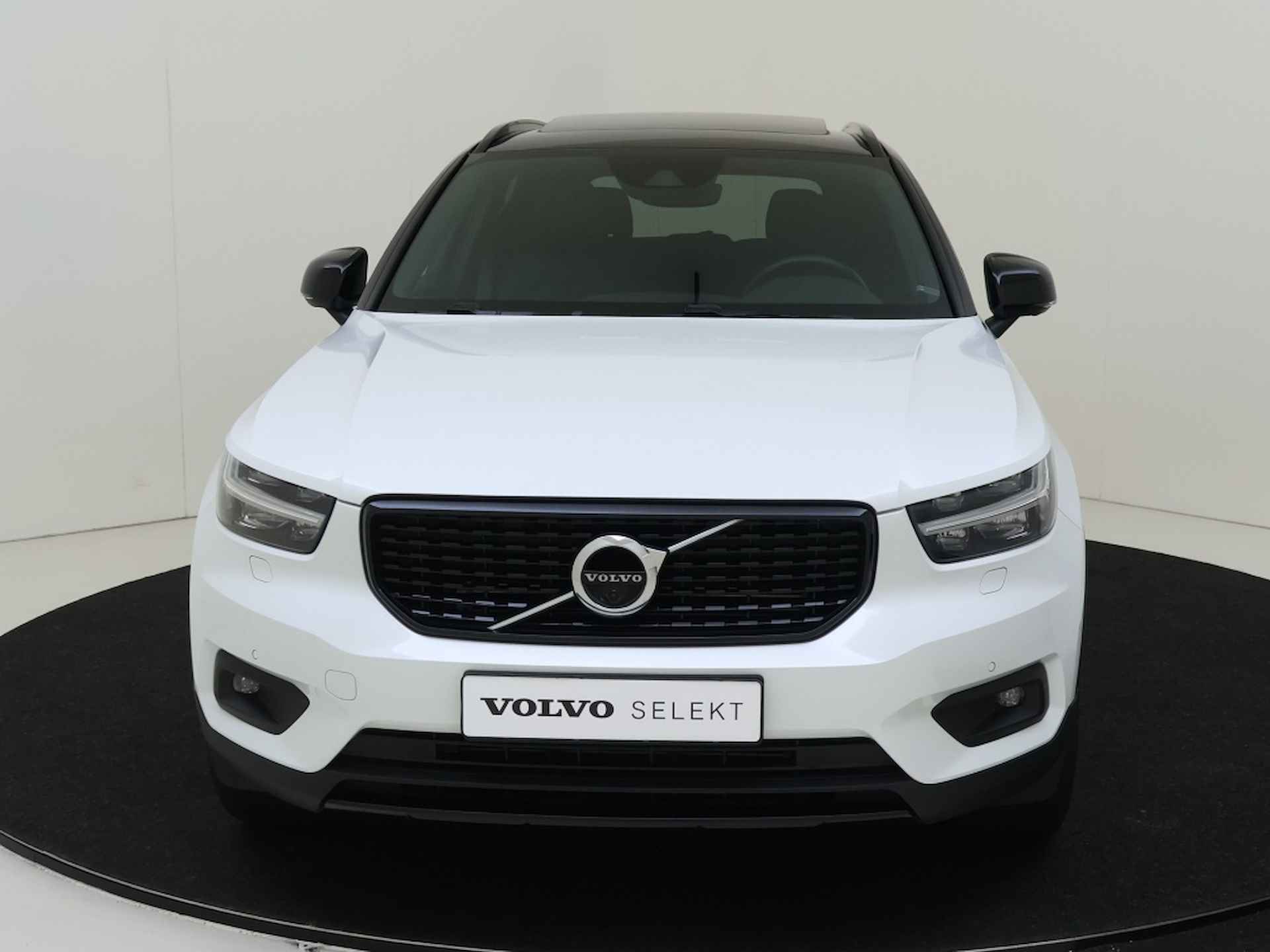 Volvo XC40 1.5 T5 TE R-Design - 3/34