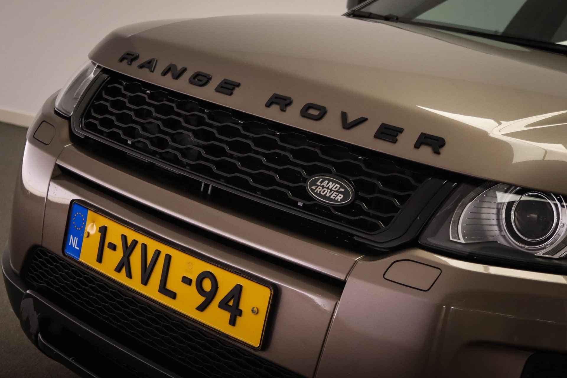 Land Rover Range Rover Evoque 2.2 eD4 2WD Dynamic | EXPORT | LEDER | PANORAMADAK | MERIDIAN | TREKHAAK AFN. - 18/60