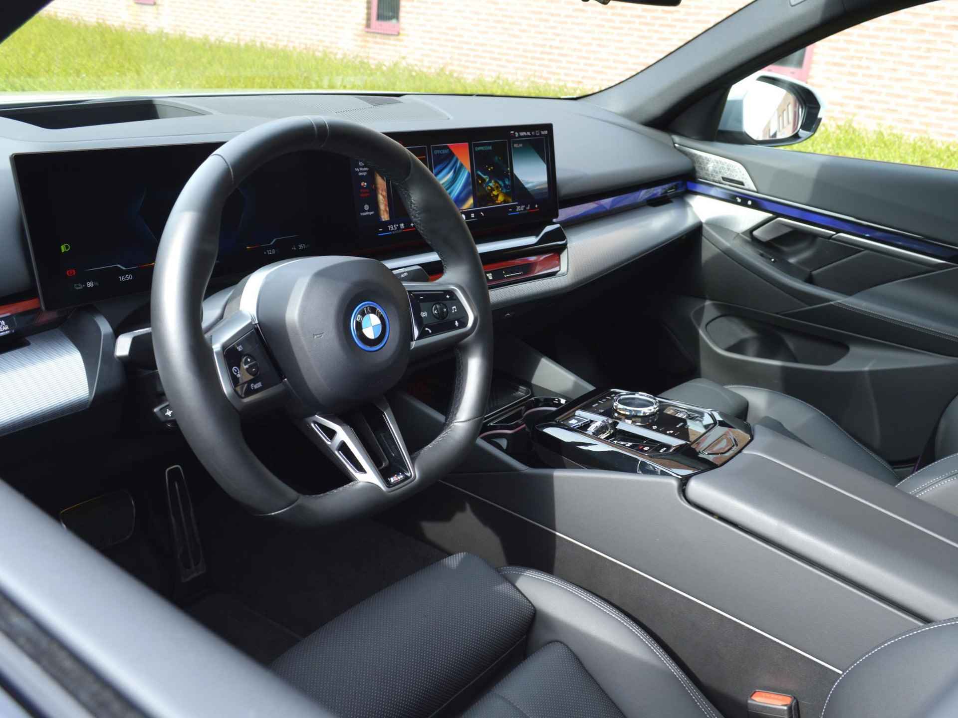 BMW i5 eDrive40 M Sport Pro Innovation B&W Zeer compleet - 13/25