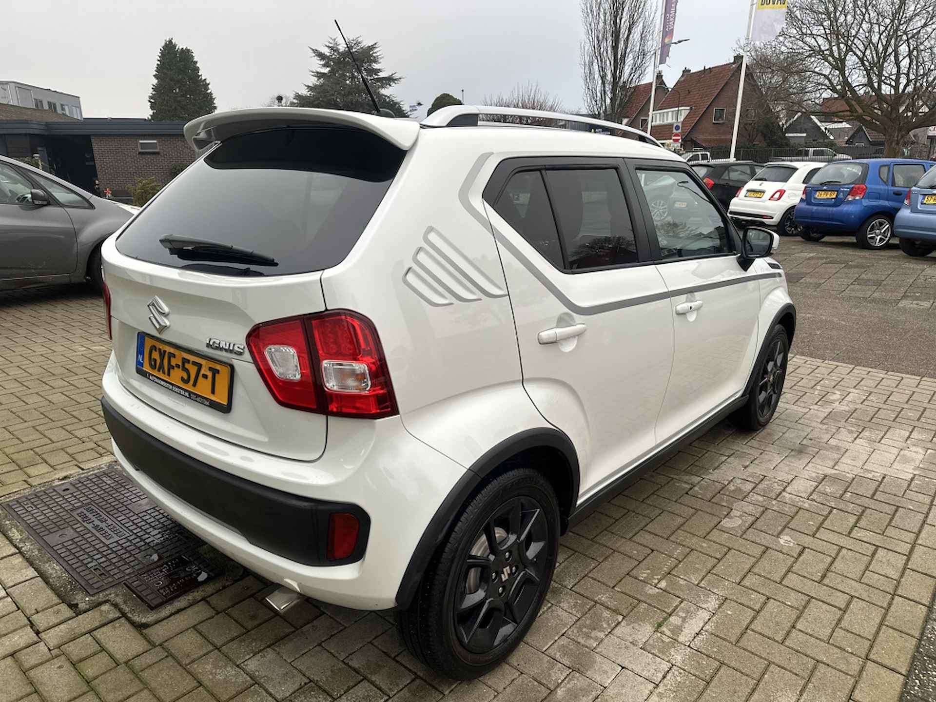 Suzuki Ignis 1.2/AUTOMAAT/NAVI/CRUISE CONTR/STOELVERWARMING/LUXE - 5/26