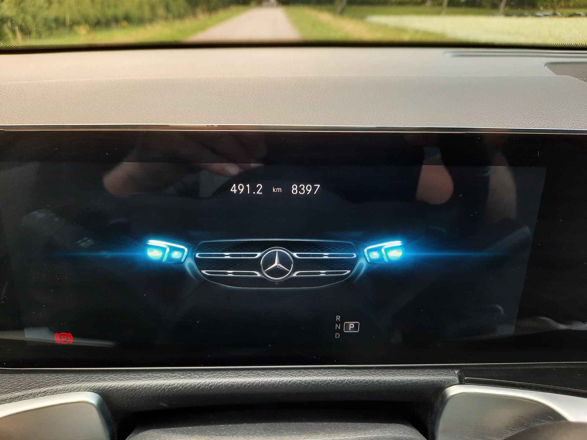 Mercedes-Benz GLB 200 Premium Plus | Lage KM |  Trekhaak | Stoelverw | Navigatie | Navi | Digi Dash | Camera - 39/39