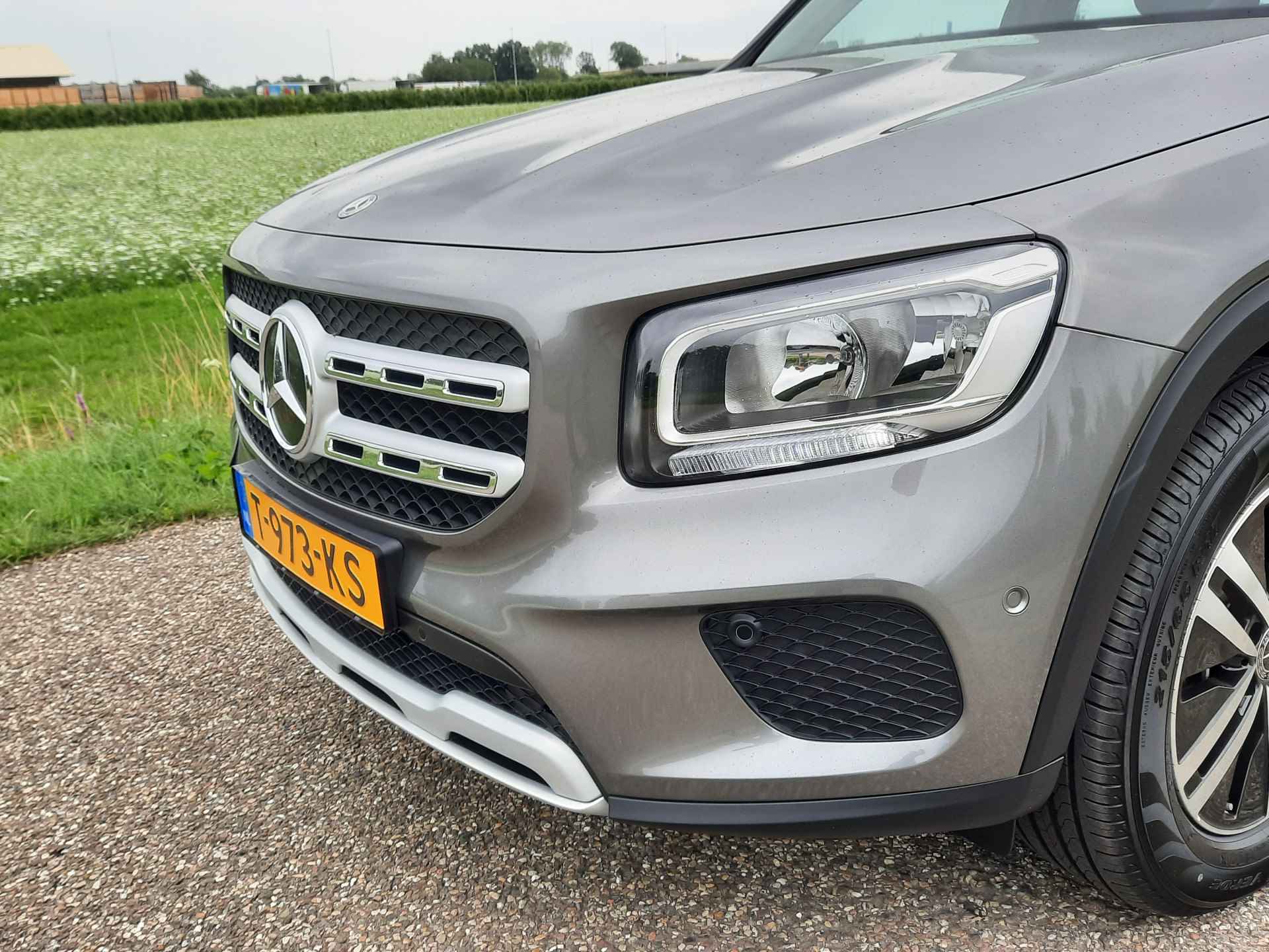 Mercedes-Benz GLB 200 Premium Plus Lage KM |  Trekhaak | Stoelverw | Navigatie | Navi | Digi Dash | Camera - 11/39