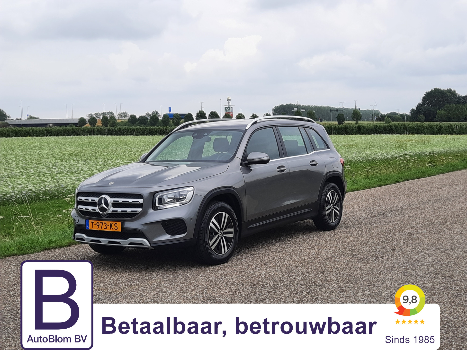 Mercedes-Benz GLB 200 Premium Plus Lage KM |  Trekhaak | Stoelverw | Navigatie | Navi | Digi Dash | Camera bij viaBOVAG.nl