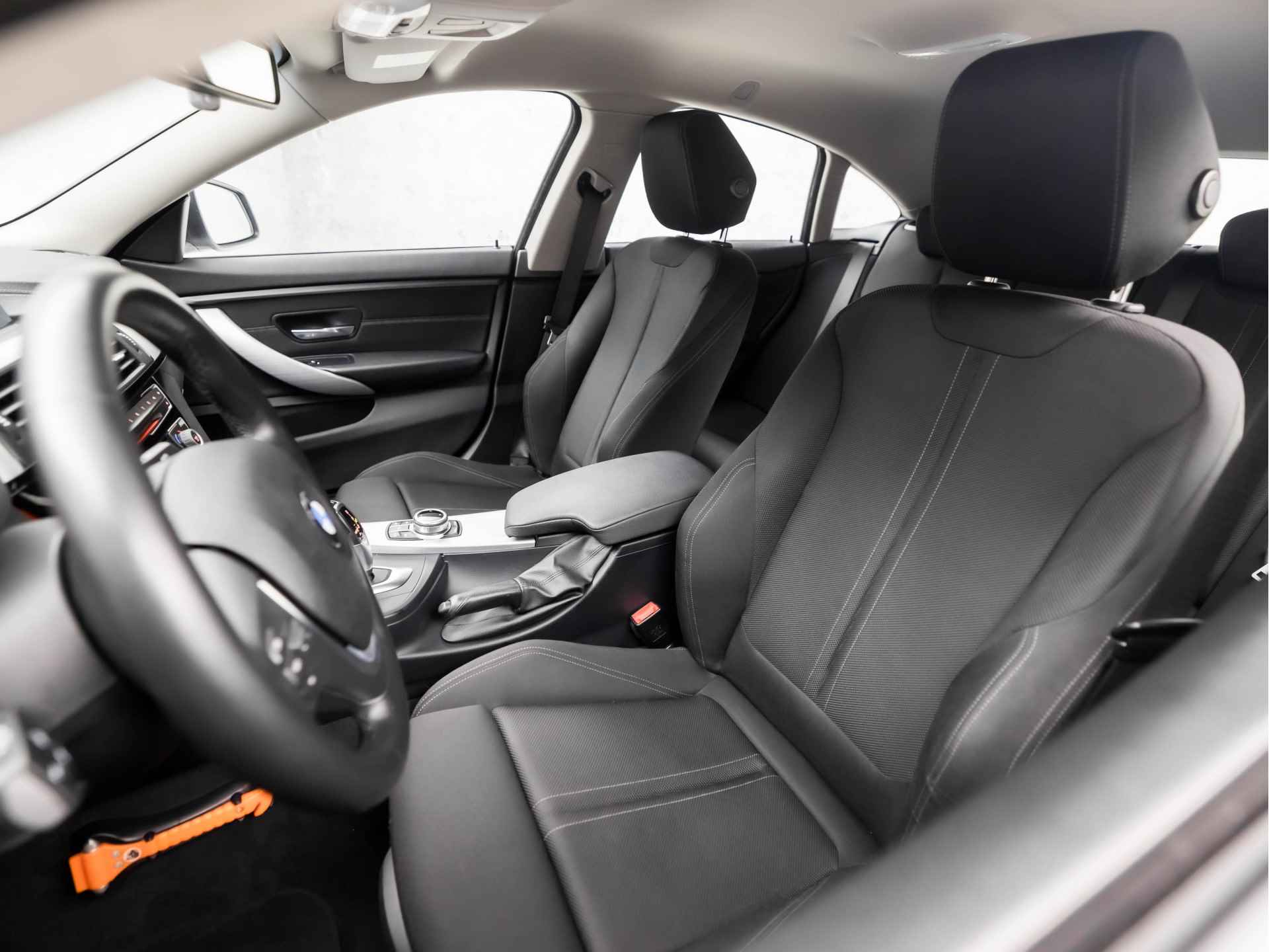 BMW 4 Serie Gran Coupé 418i SportLine Automaat (NAVIGATIE, CLIMATE, LENDESTEUNEN, LED KOPLAMPEN, SPORTSTOELEN, PARKEERSENSOREN, NIEUWE APK, NIEUWSTAAT) - 13/33