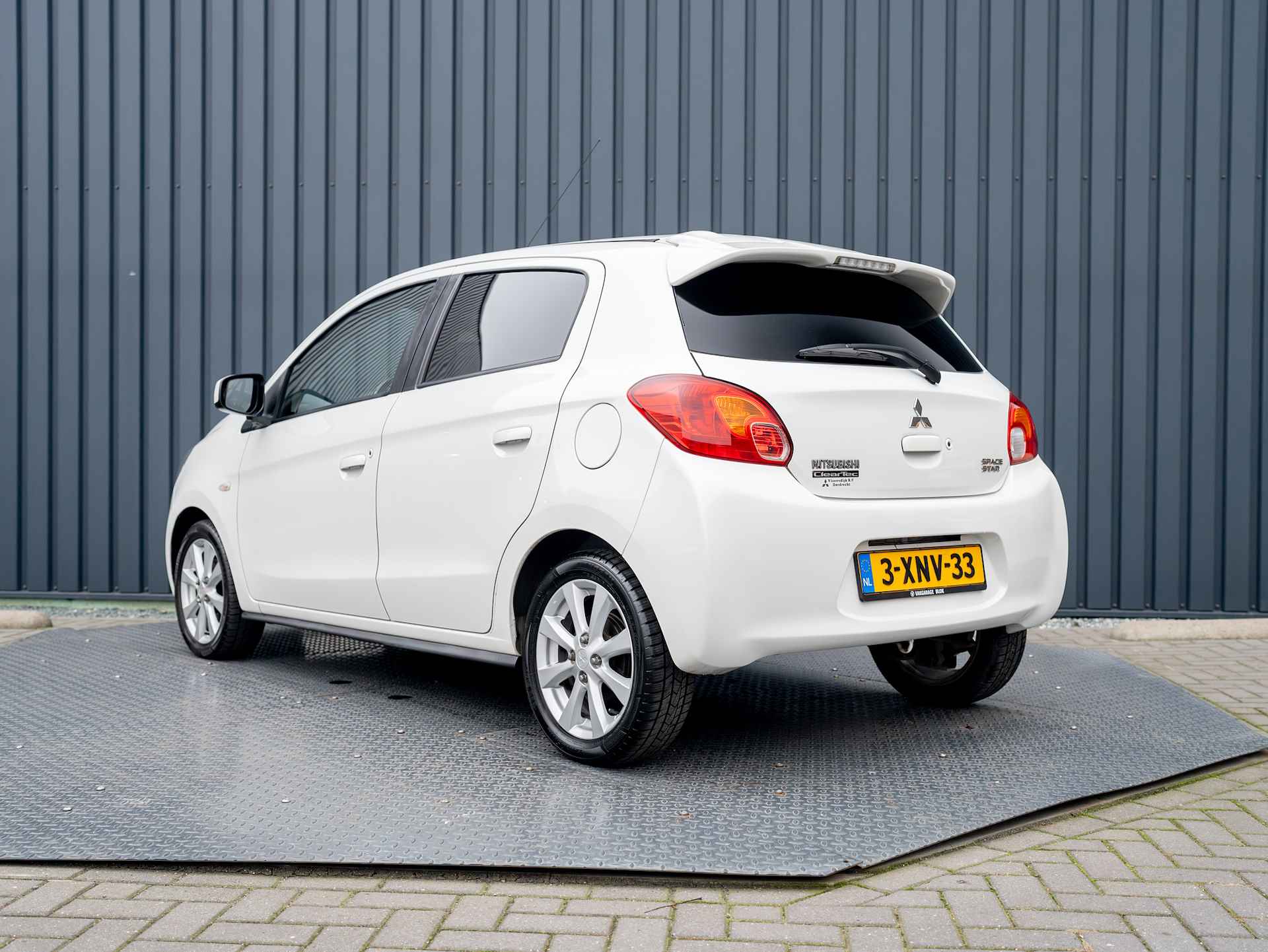 Mitsubishi Space Star 1.2 Intense+ | Keyless | Climate Control | Prijs Rijlaar!! - 33/36