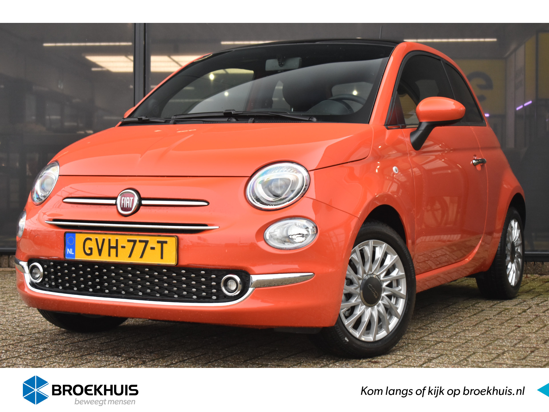 Fiat 500 1.0 Hybrid Dolcevita Finale DEMO-DEAL! | Panoramadak | Apple Carplay | Android Auto | Parkeersensoren | Climate Control | Cruise