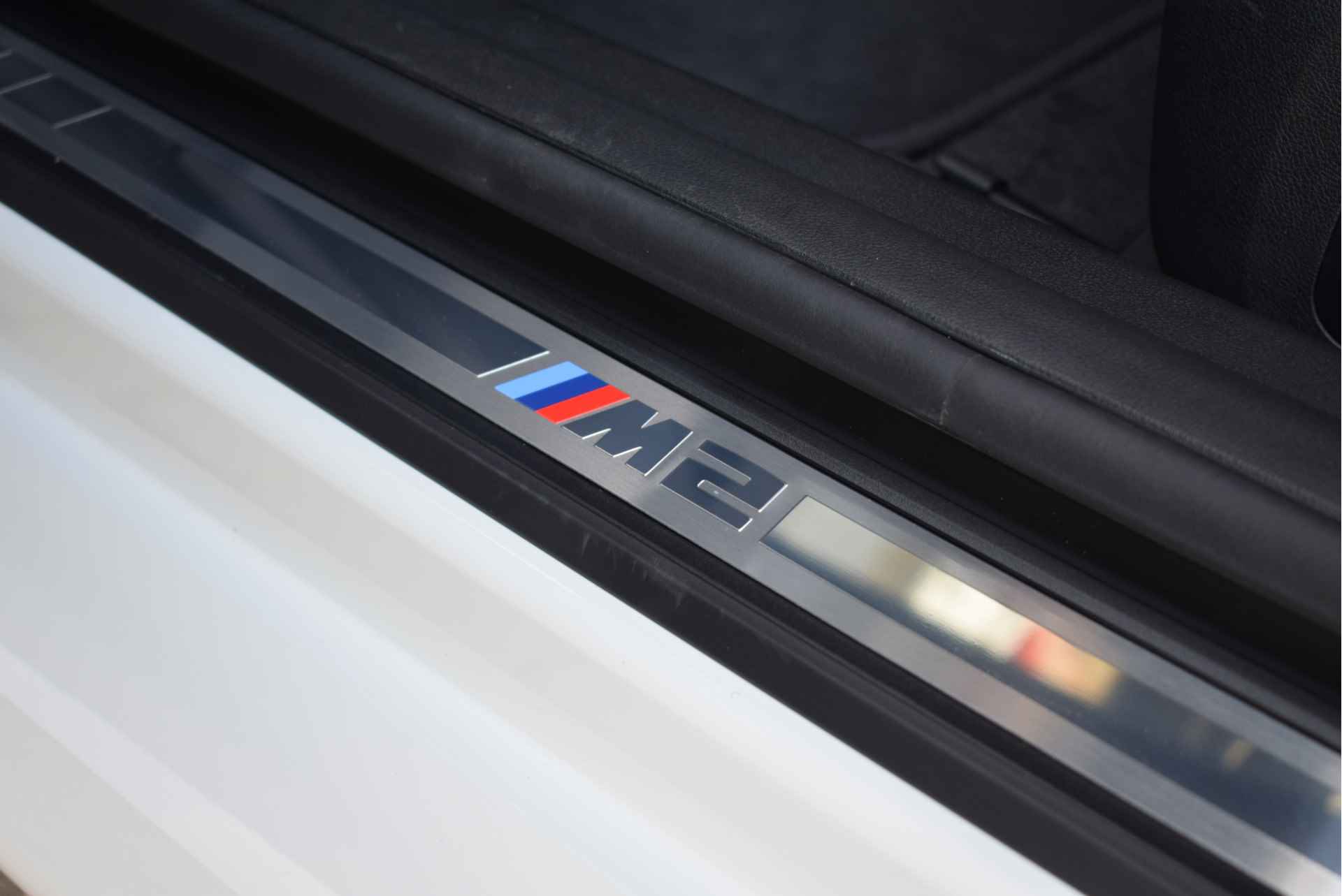 BMW 2 Serie Coupé M2 High Executive Automaat / M Drive Professional / M Sportstoelen / Adaptieve LED / Adaptief M Onderstel / M Compound remsysteem / Active Cruise Control - 19/40