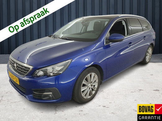 Peugeot 308 SW 1.2 PureTech Blue Lease Premium (131 PK) 1e-Eig. PEUGEOT-Dealer-Onderh. BOVAG-Garantie. NL-Auto. Massage-Functie, Half-Leer, Panoramadak, Navigatie/Apple-Carplay/Android-Auto, Adaptive-Cruisecontrol, Keyless-Entry/Start, Parkeersens DAB, Stoelverwarming, Licht-Zicht-Pakket, Lm-Velgen-16Inch, Privacy-Glas