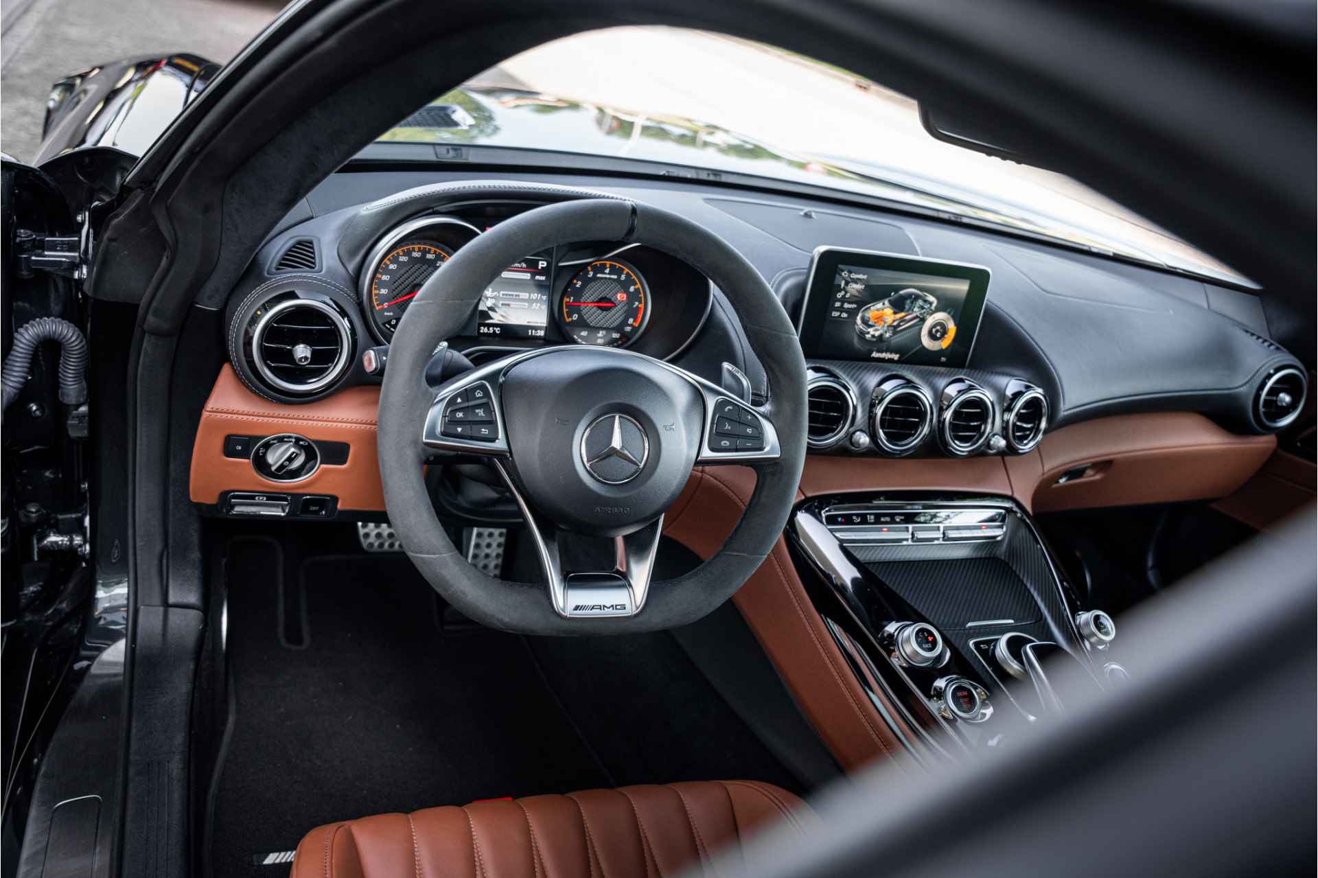 Mercedes-Benz AMG GT 4.0 GTS 510pk - Performance Kuipstoelen - Burmester - Dynamic Plus - 66/95