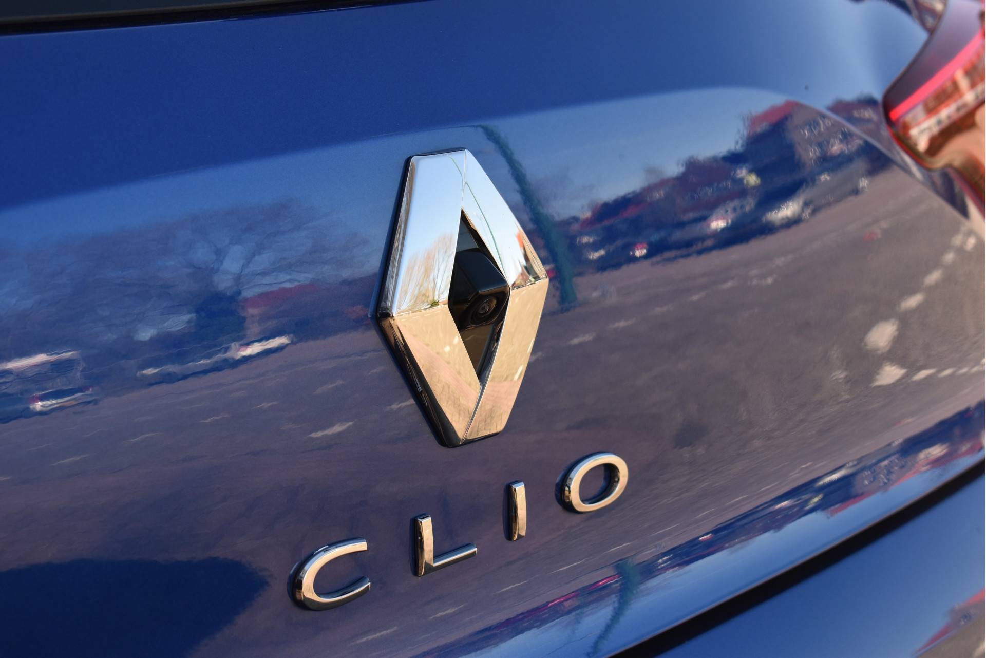 Renault Clio 1.0 TCe Intens NL-AUTO, 1 EIGENAAR, CAMERA, KEYLESS, LED, STOELVERW, NAVI, BLUETOOTH, VELGEN - 28/73
