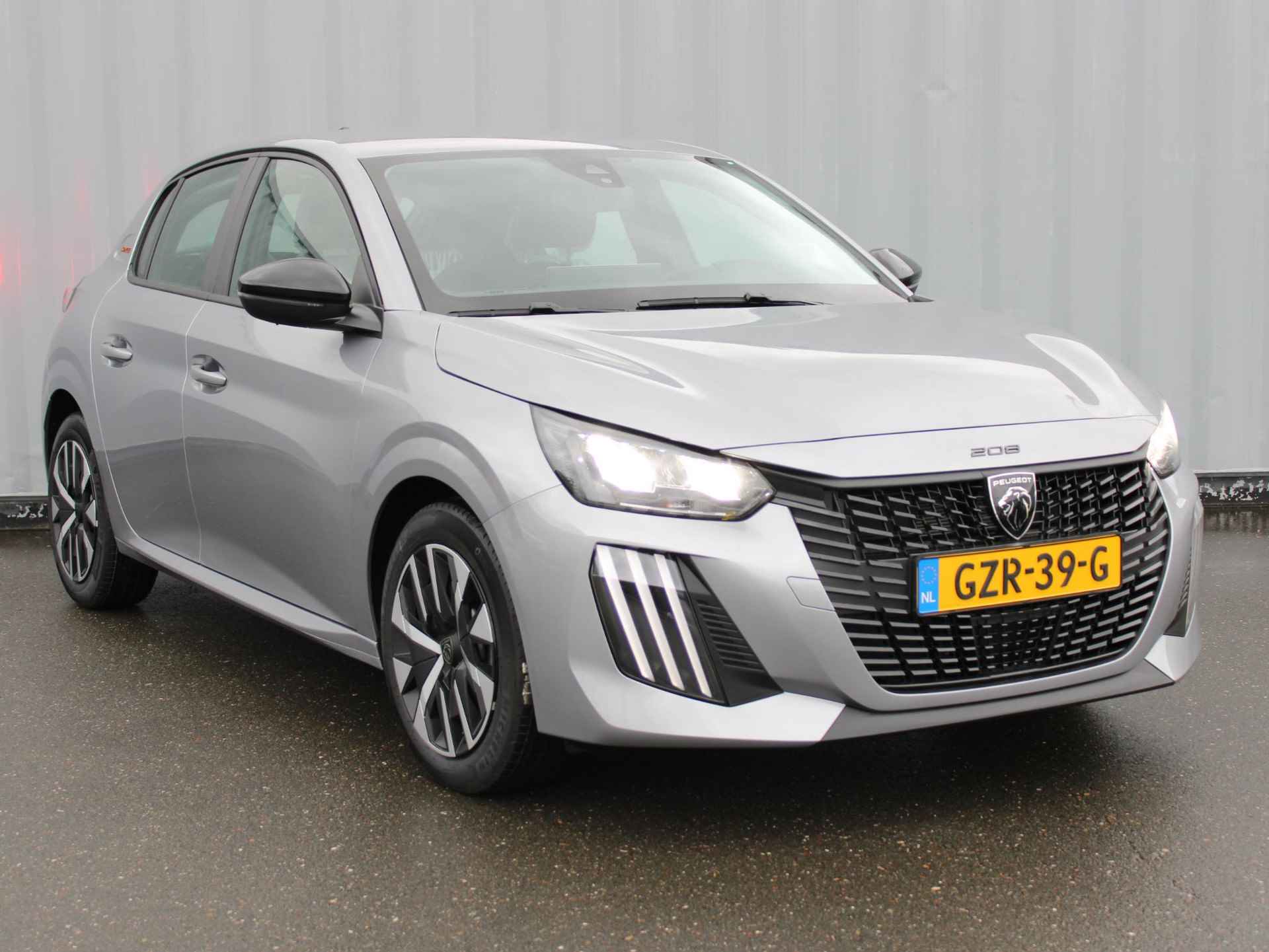 Peugeot 208 1.2 PureTech 75 Style i-Connect Advanced Navigatie - 10/19