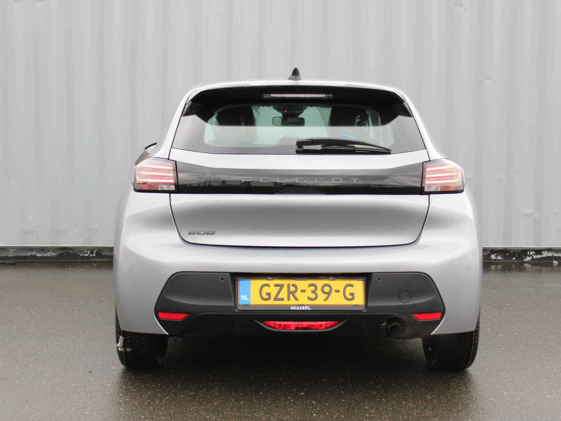 Peugeot 208 1.2 PureTech 75 Style i-Connect Advanced Navigatie - 15/19