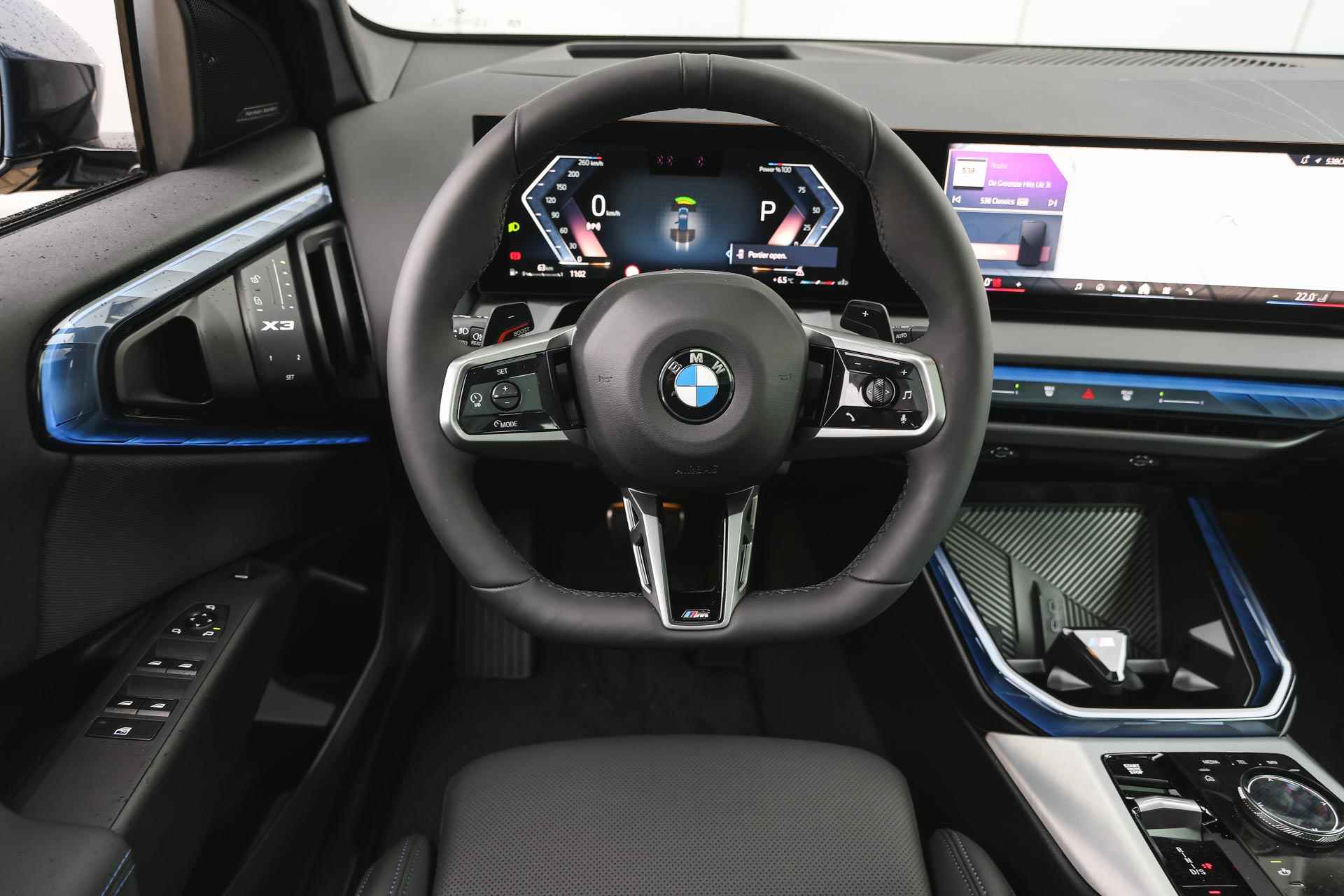 BMW X3 20 xDrive High Executive M Sport Automaat / Panoramadak / Trekhaak / Stoelventilatie / Adaptieve LED / Harman Kardon / Live Cockpit Professional / Parking Assistant Plus - 4/39