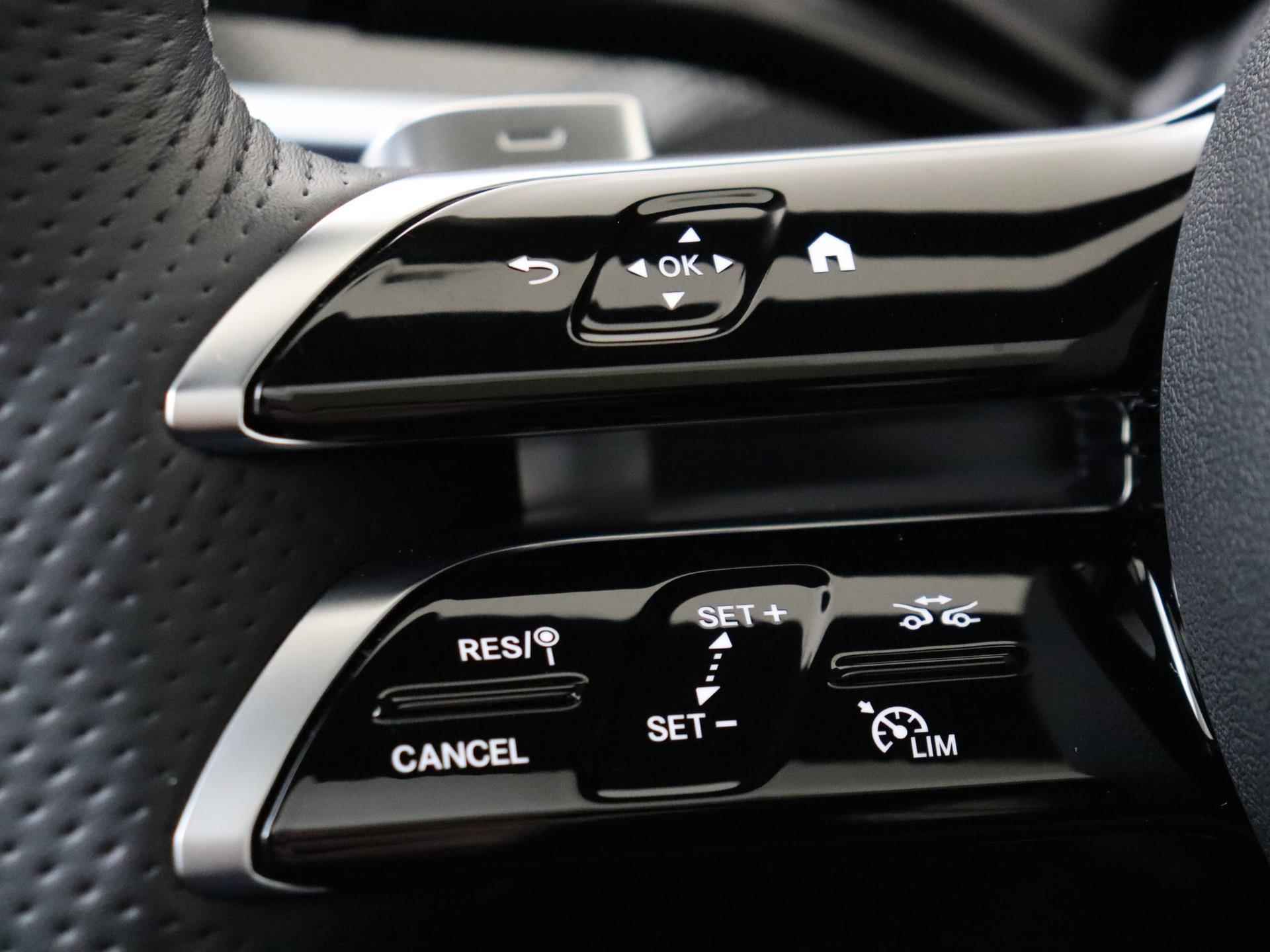 Mercedes-Benz C-klasse Estate 300 e AMG Line / Panorama dak / Memory Stoelen / Rijassistentie Pakket Plus / Elek. Achterklep - 16/35
