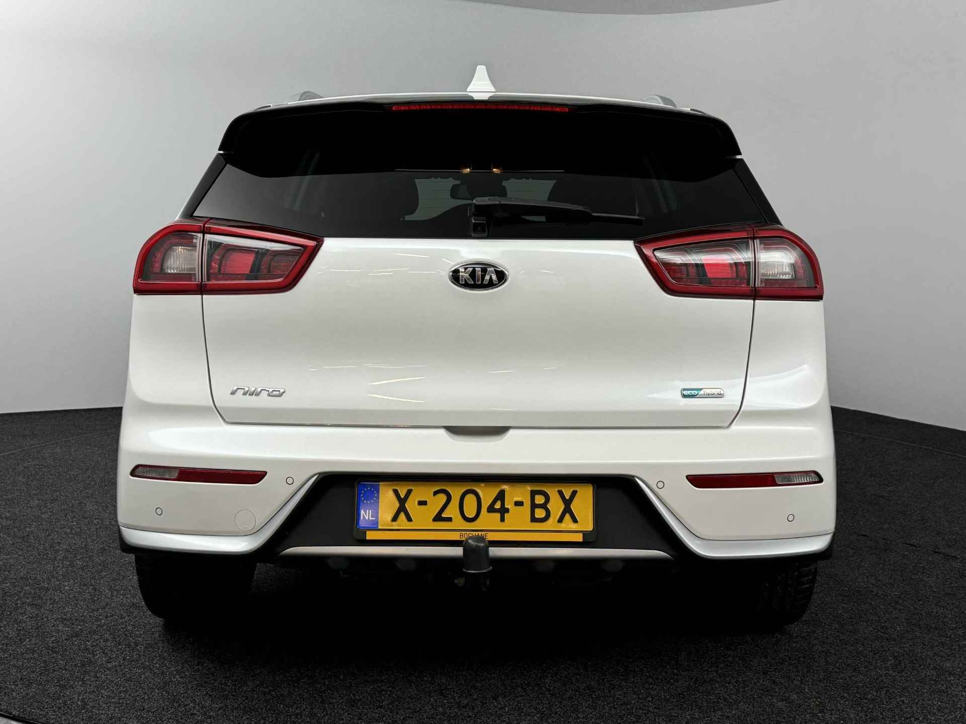 Kia Niro 1.6 GDi Hybrid DCT6 Design Edition | Automaat | Camera | 18" LMV. | JBL | Historie! - 17/53