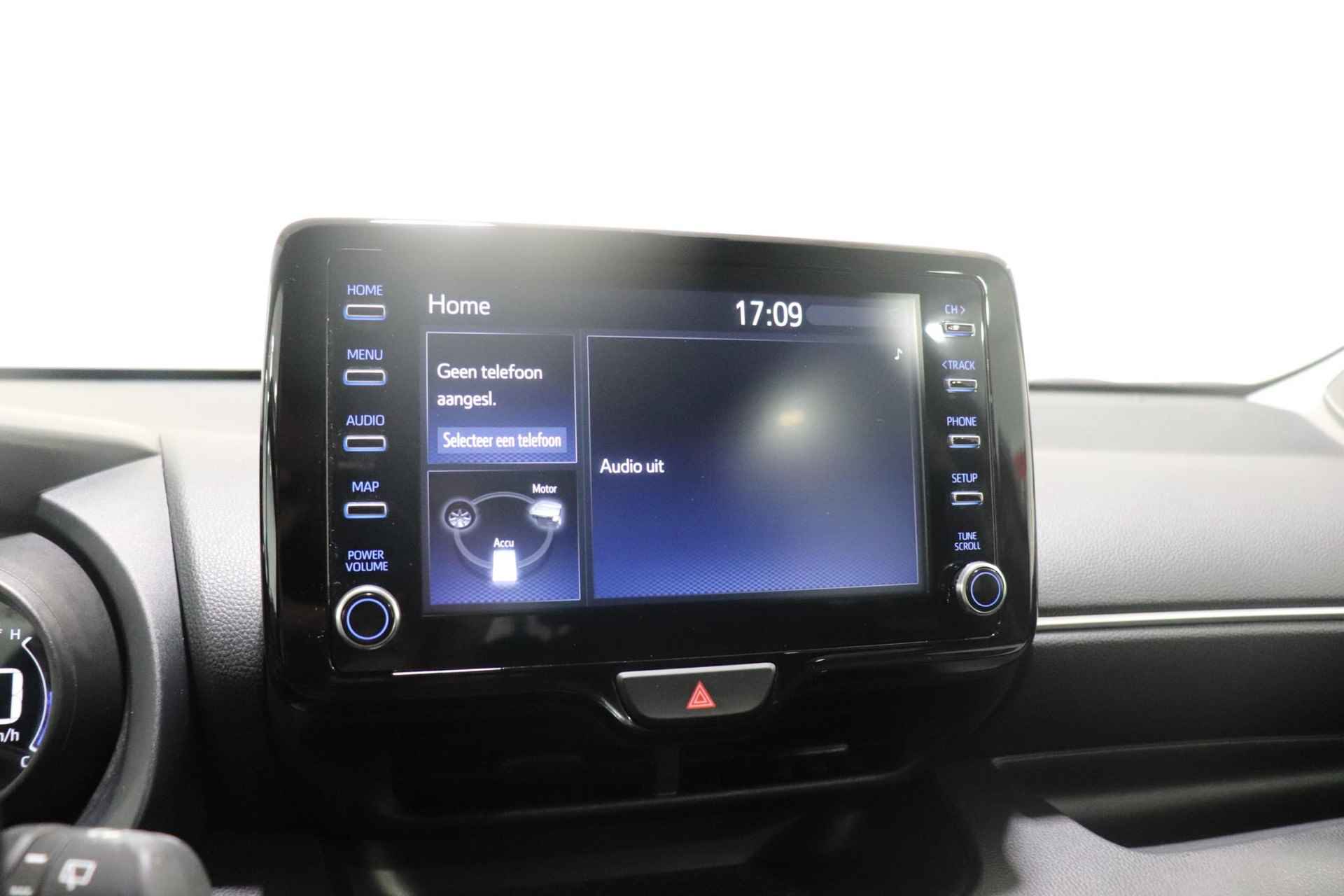 Toyota Yaris 1.5 Hybrid Style, Camera, Adaptive cruisecontrol, Stoelverwarming, Apple carplay / Android auto! - 28/39