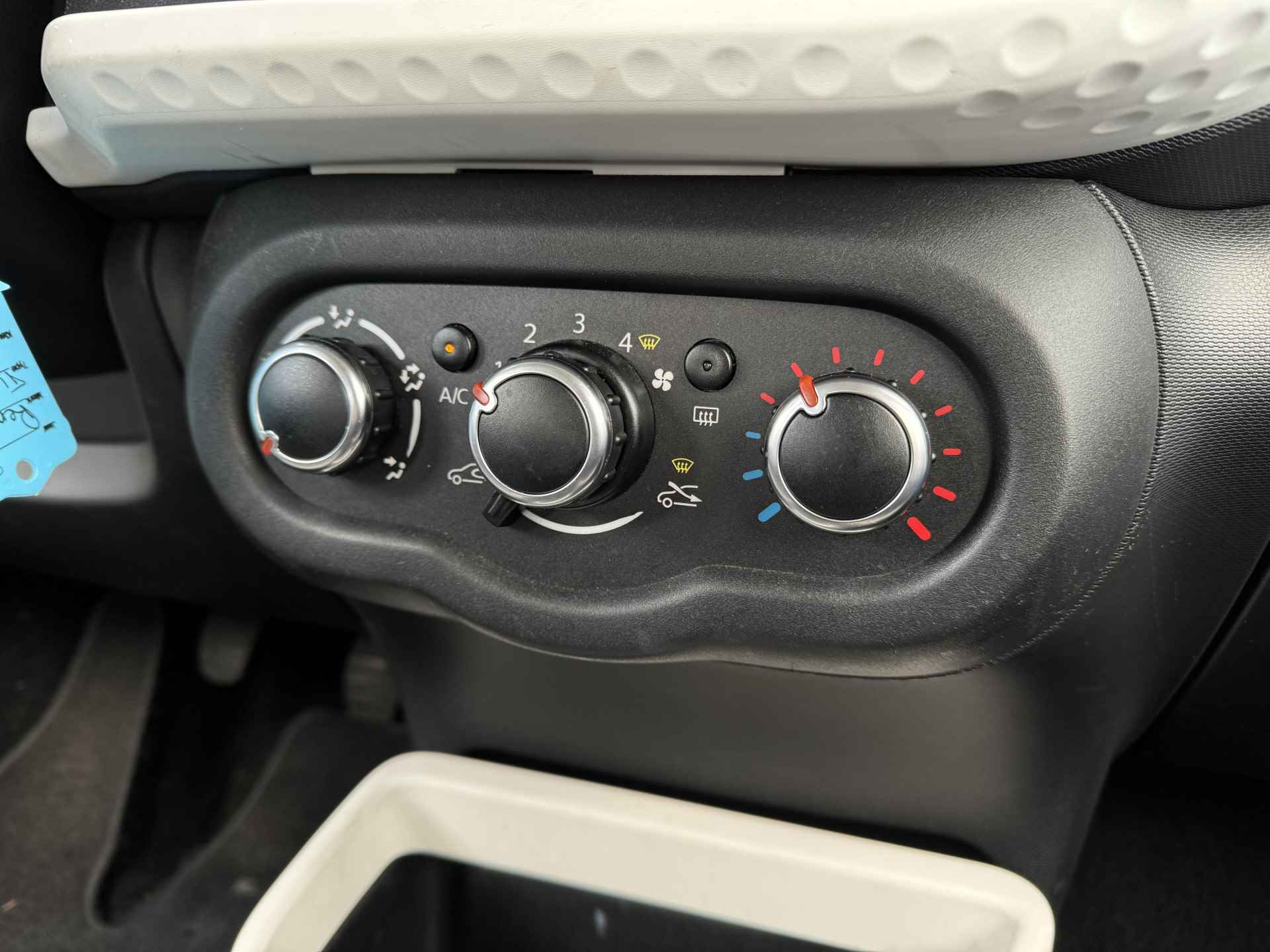 Renault Twingo 1.0 SCe 70PK Expression | Cruise Control | Airco | Radio | Elektr. ramen - 20/27