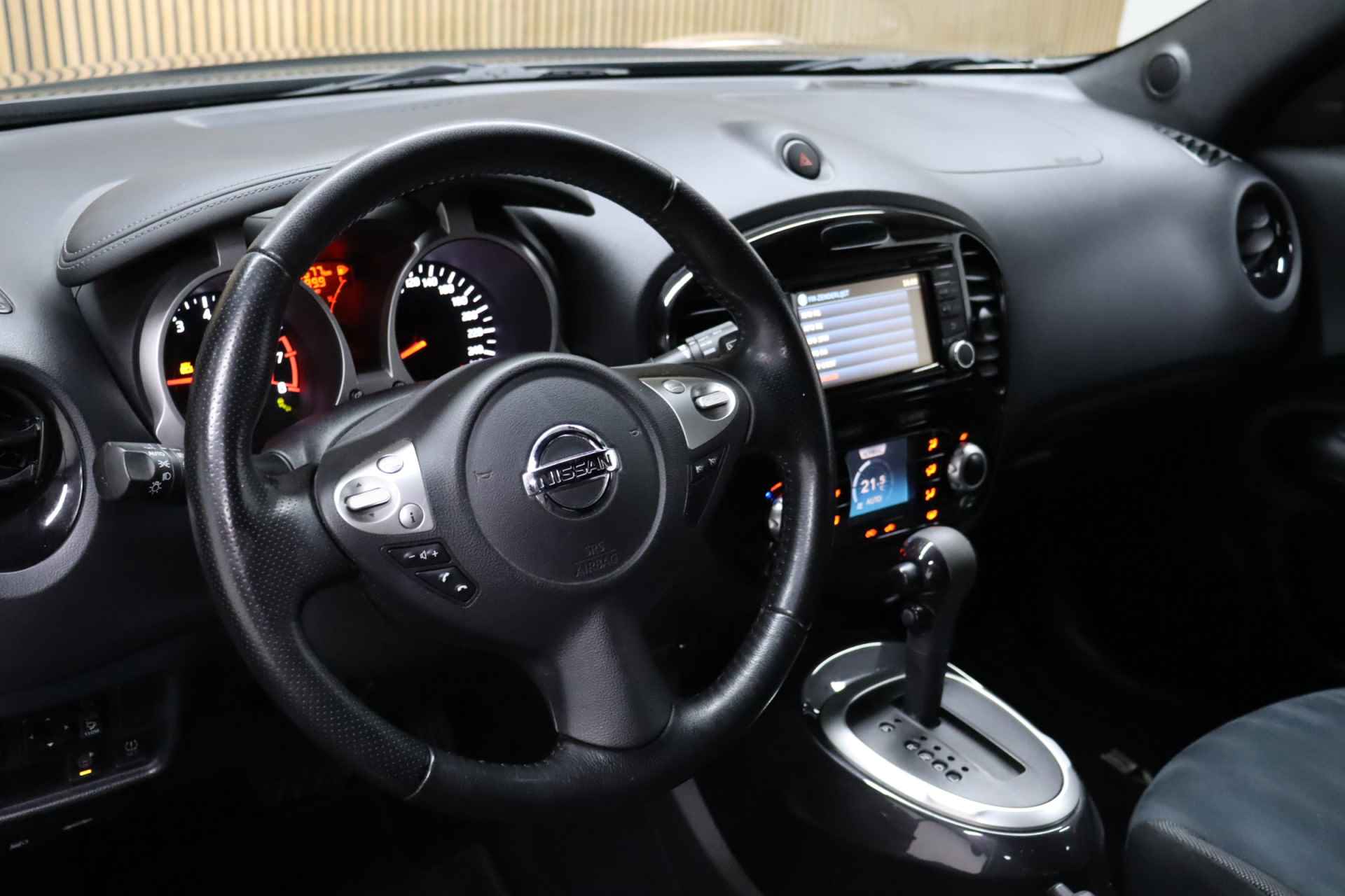 Nissan Juke 1.6 Connect Edition Automaat | Cruise-control | 360 Graden Camera | Dodehoekdetectie | Clima | Navigatie - 14/44