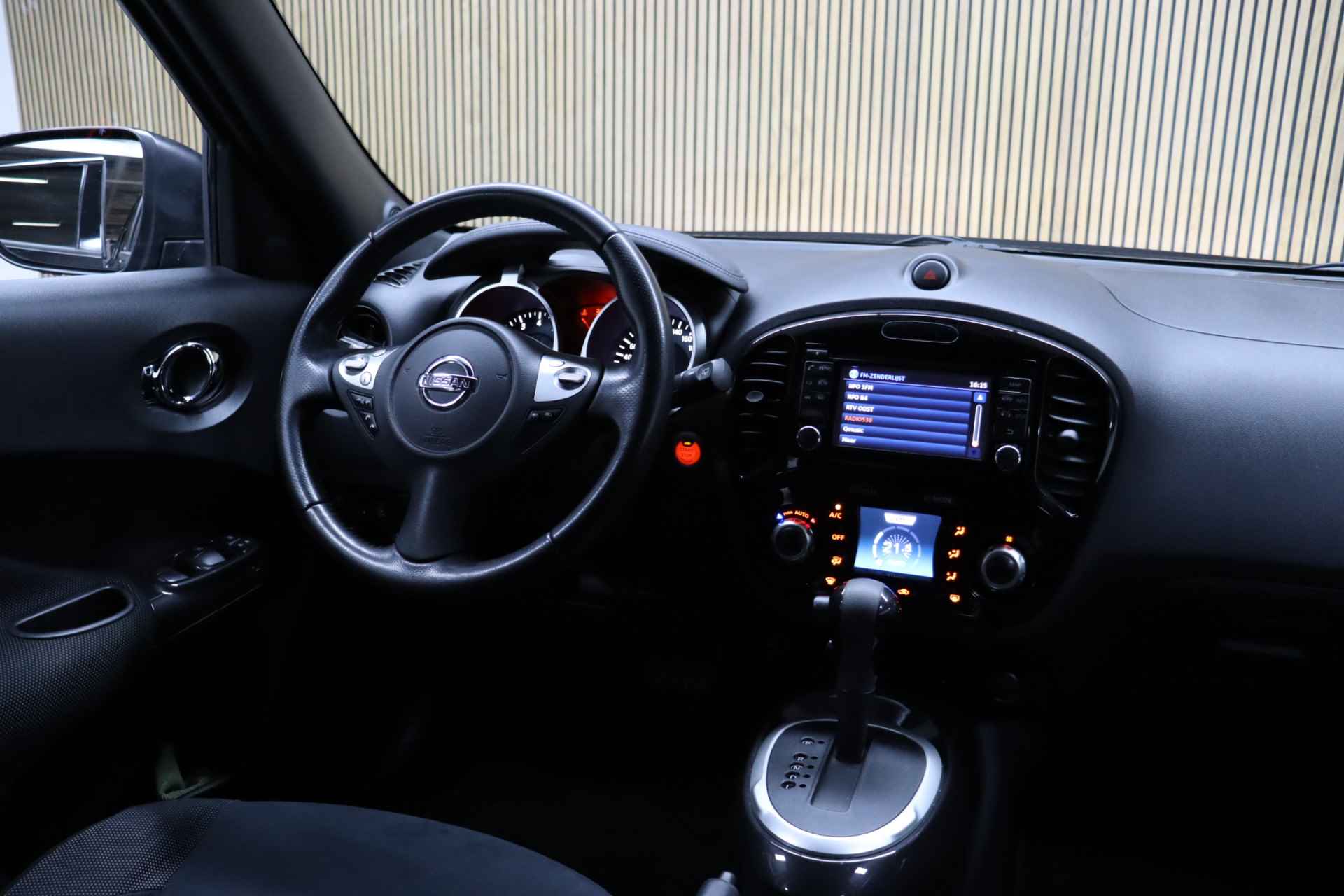 Nissan Juke 1.6 Connect Edition Automaat | Cruise-control | 360 Graden Camera | Dodehoekdetectie | Clima | Navigatie - 38/44