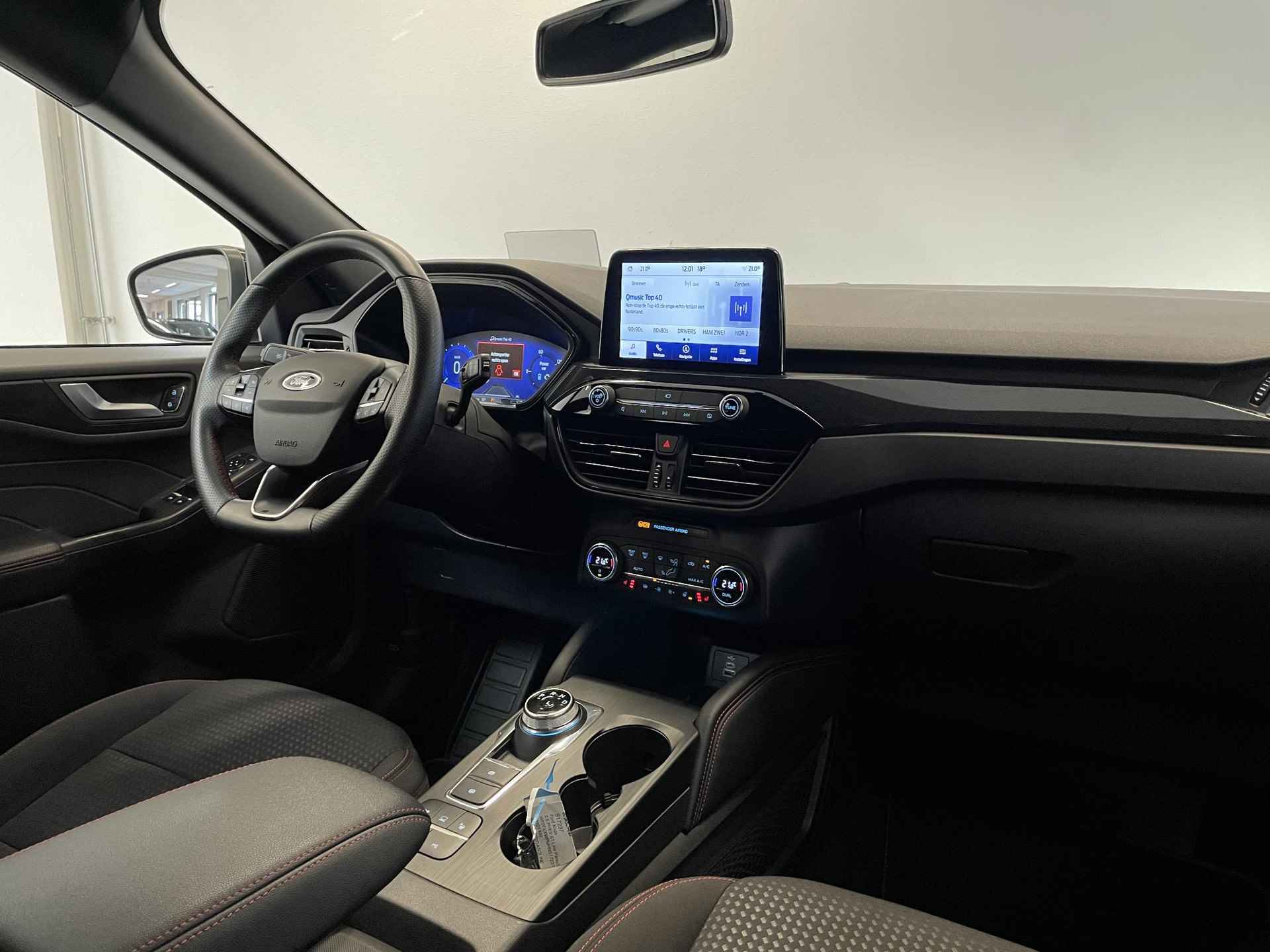 Ford Kuga 2.5 PHEV ST-Line | PANO | HEAD-UP | STUUR+STOEL V.W. | CAMERA | CARPLAY | - 22/57