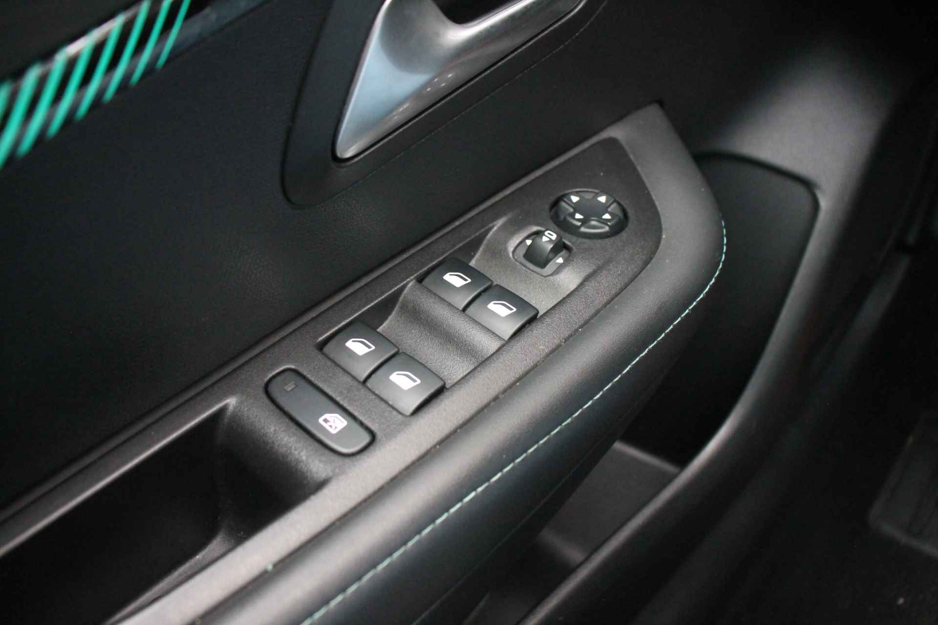 Peugeot 208 1.2 Aut. Allure | Camera | Navigatie | Cruise & Climate C. | LED | Carplay | | 3D COCKPIT | NAVI | CAMERA | LED | CRUISE | CARPLAY | CLIMA | - 18/39