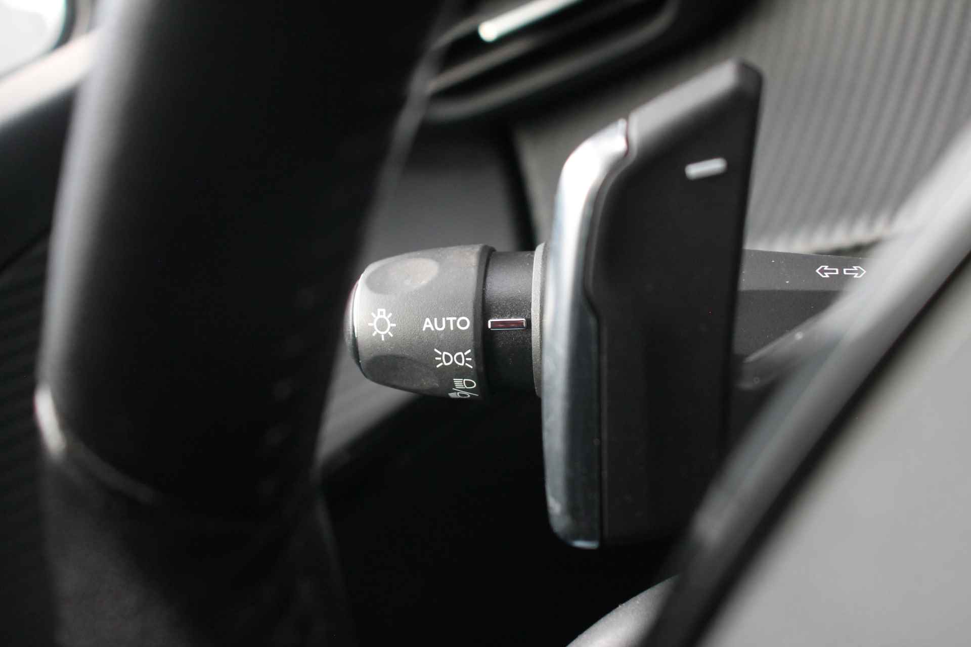 Peugeot 208 1.2 Aut. Allure | Camera | Navigatie | Cruise & Climate C. | LED | Carplay | | 3D COCKPIT | NAVI | CAMERA | LED | CRUISE | CARPLAY | CLIMA | - 20/39
