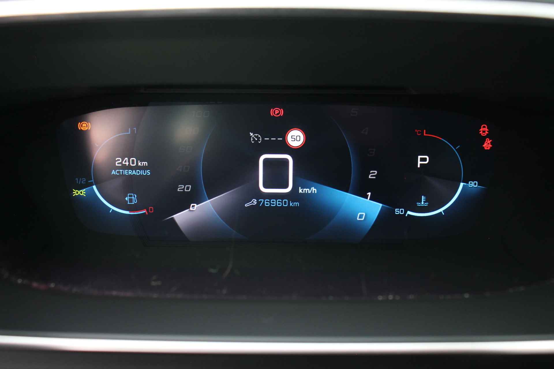 Peugeot 208 1.2 Aut. Allure | Camera | Navigatie | Cruise & Climate C. | LED | Carplay | | 3D COCKPIT | NAVI | CAMERA | LED | CRUISE | CARPLAY | CLIMA | - 23/39