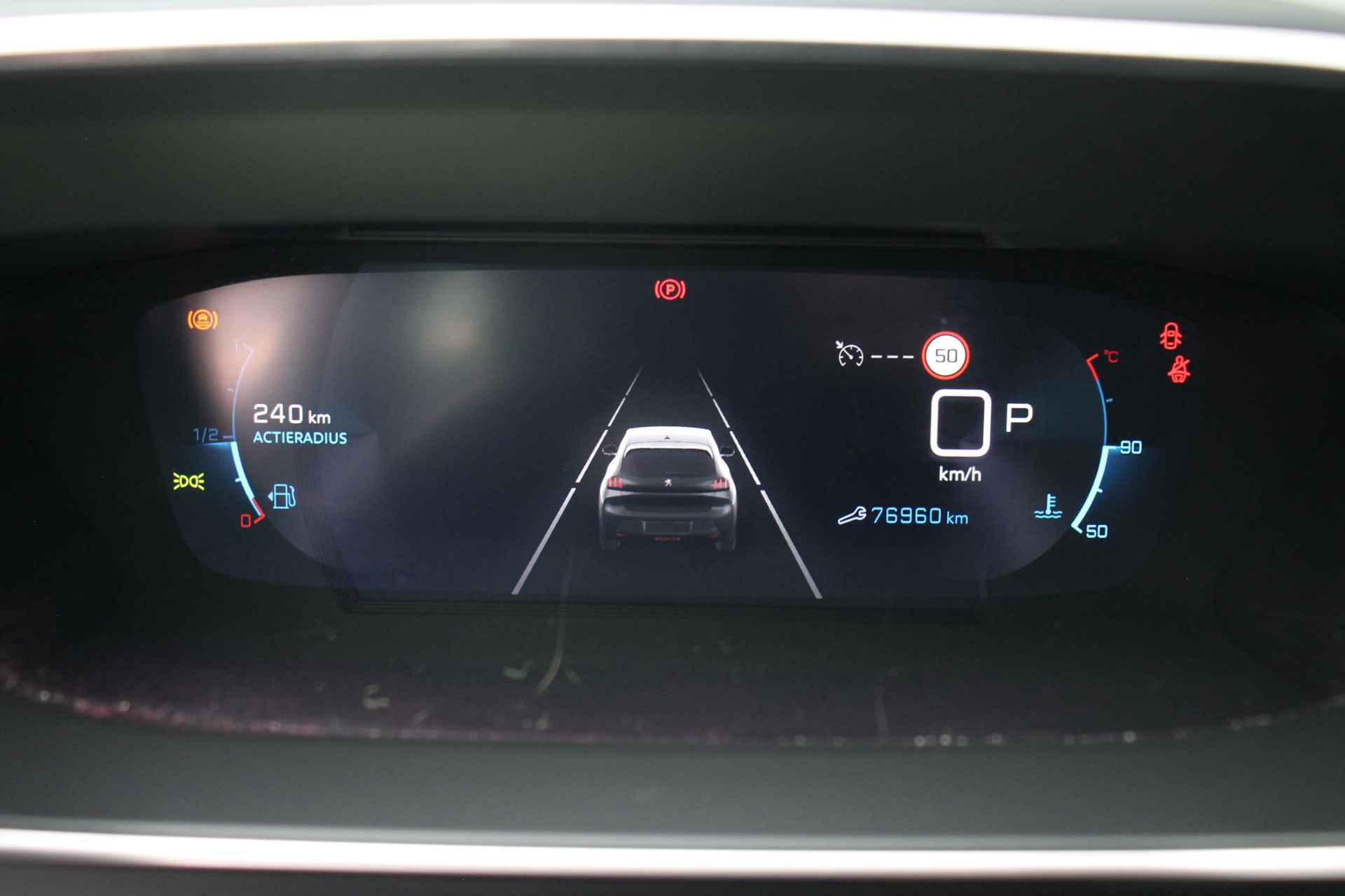 Peugeot 208 1.2 Aut. Allure | Camera | Navigatie | Cruise & Climate C. | LED | Carplay | | 3D COCKPIT | NAVI | CAMERA | LED | CRUISE | CARPLAY | CLIMA | - 26/39