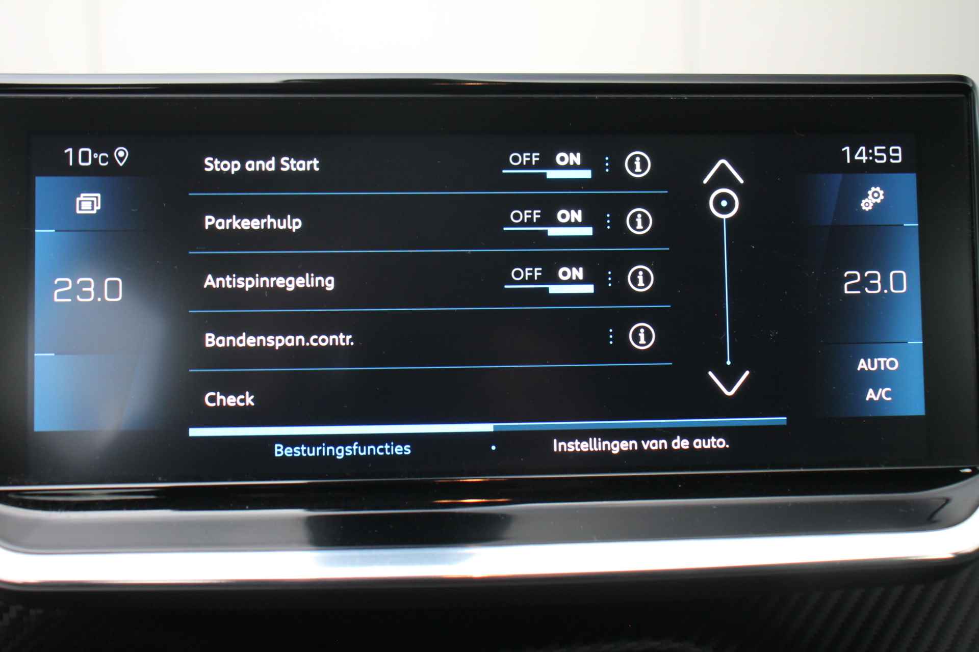 Peugeot 208 1.2 Aut. Allure | Camera | Navigatie | Cruise & Climate C. | LED | Carplay | | 3D COCKPIT | NAVI | CAMERA | LED | CRUISE | CARPLAY | CLIMA | - 31/39