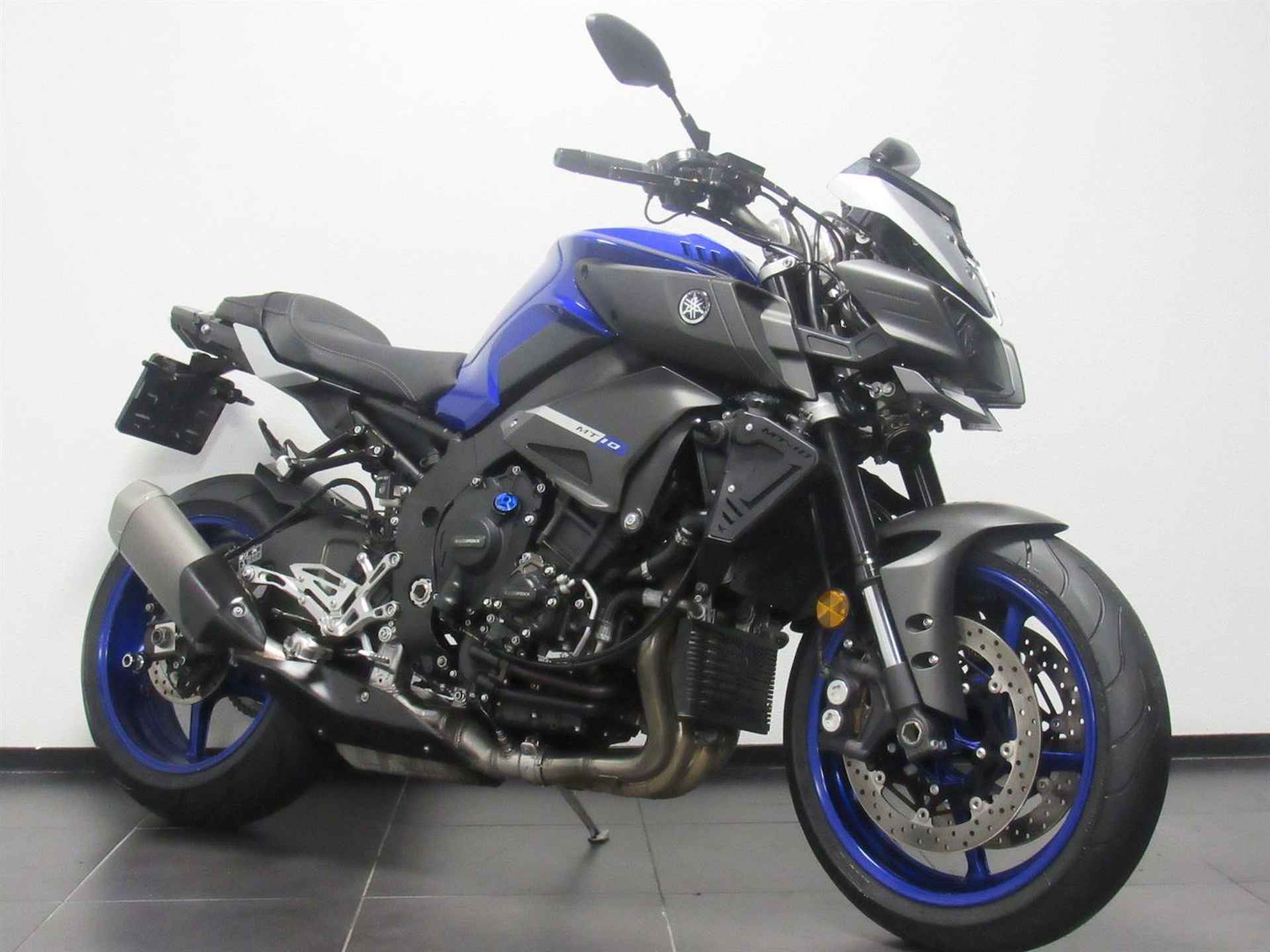 Yamaha MT-10 ABS - 2016 - 2/8