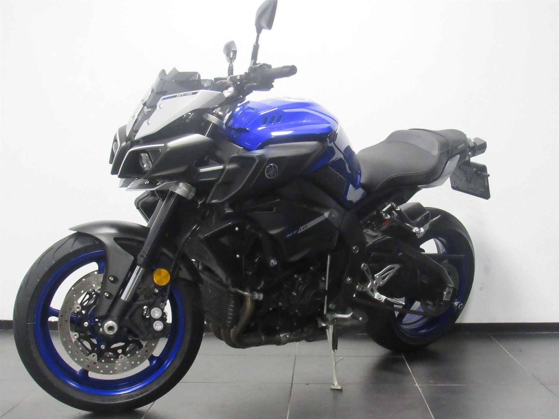 Yamaha MT-10 ABS - 2016 - 3/8