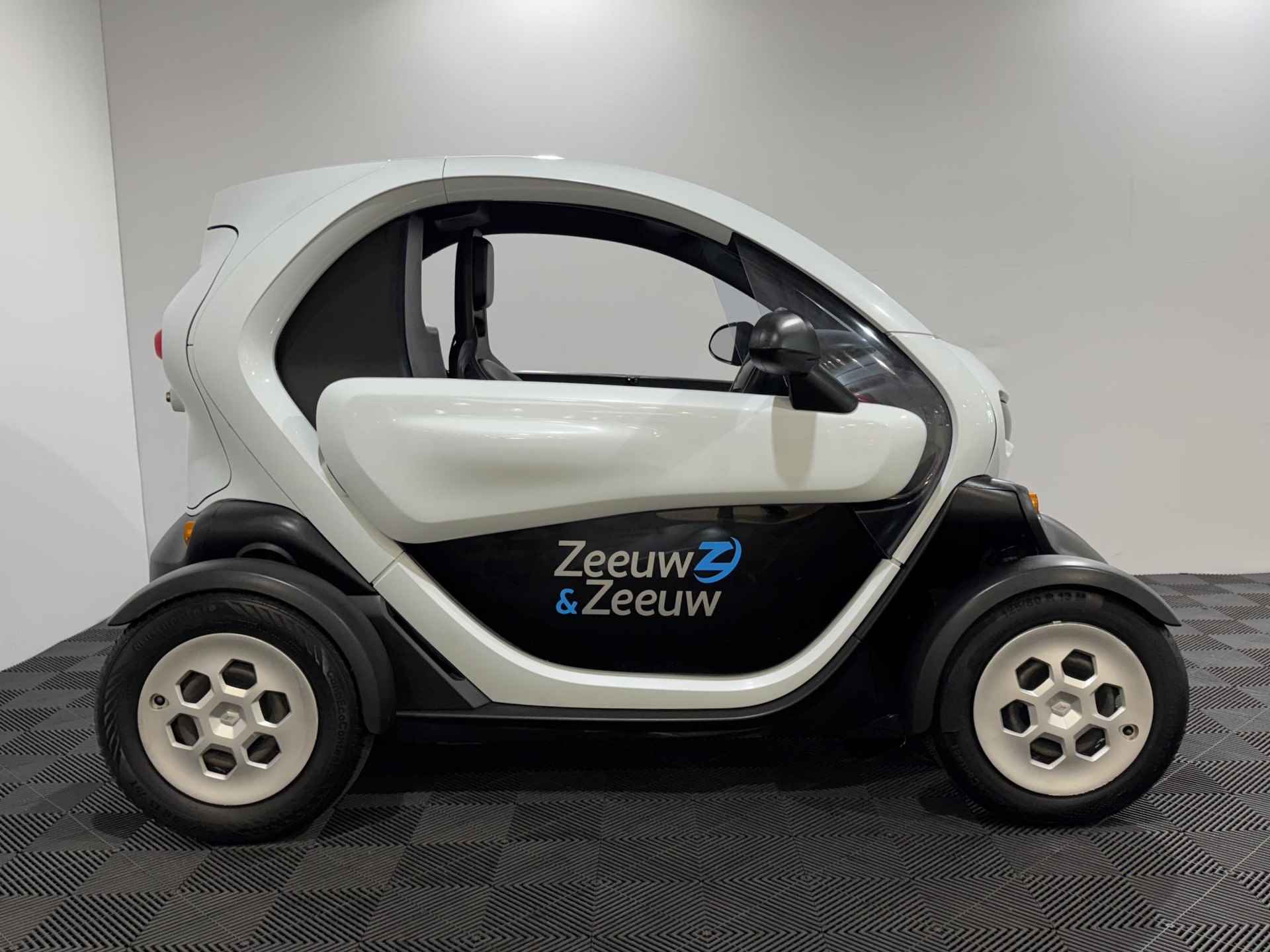 Renault Twizy Cargo - 4/21