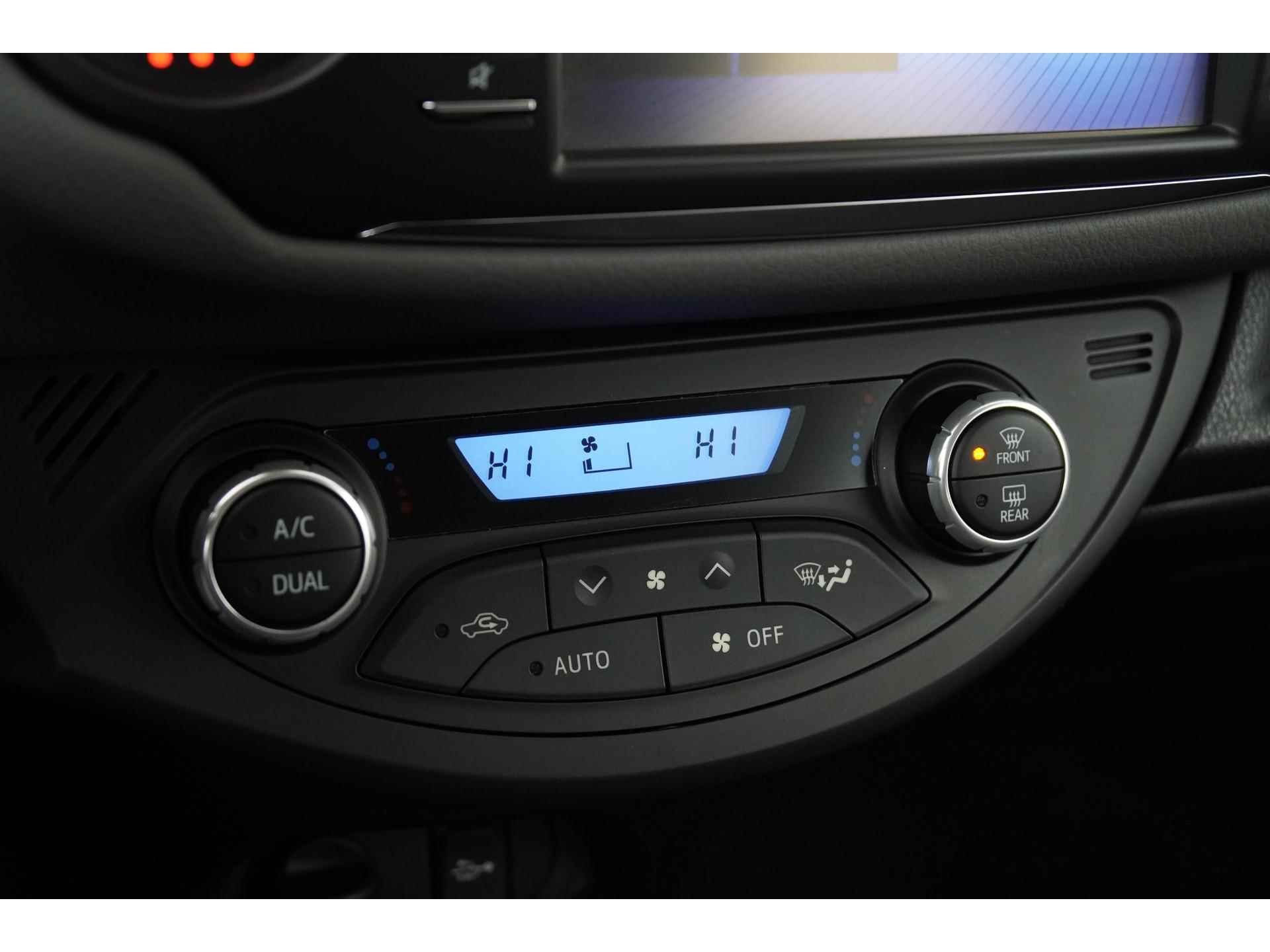 Toyota Yaris 1.5 VVT-i Active Automaat | Camera | Zondag Open! - 11/40