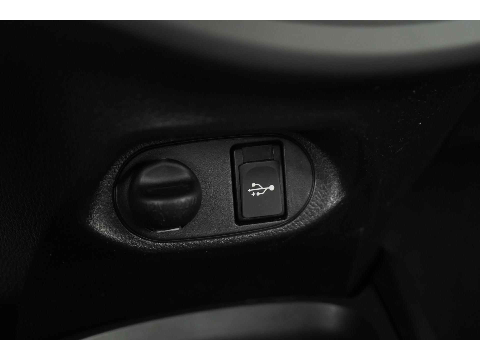 Toyota Yaris 1.5 VVT-i Active Automaat | Camera | Zondag Open! - 13/40