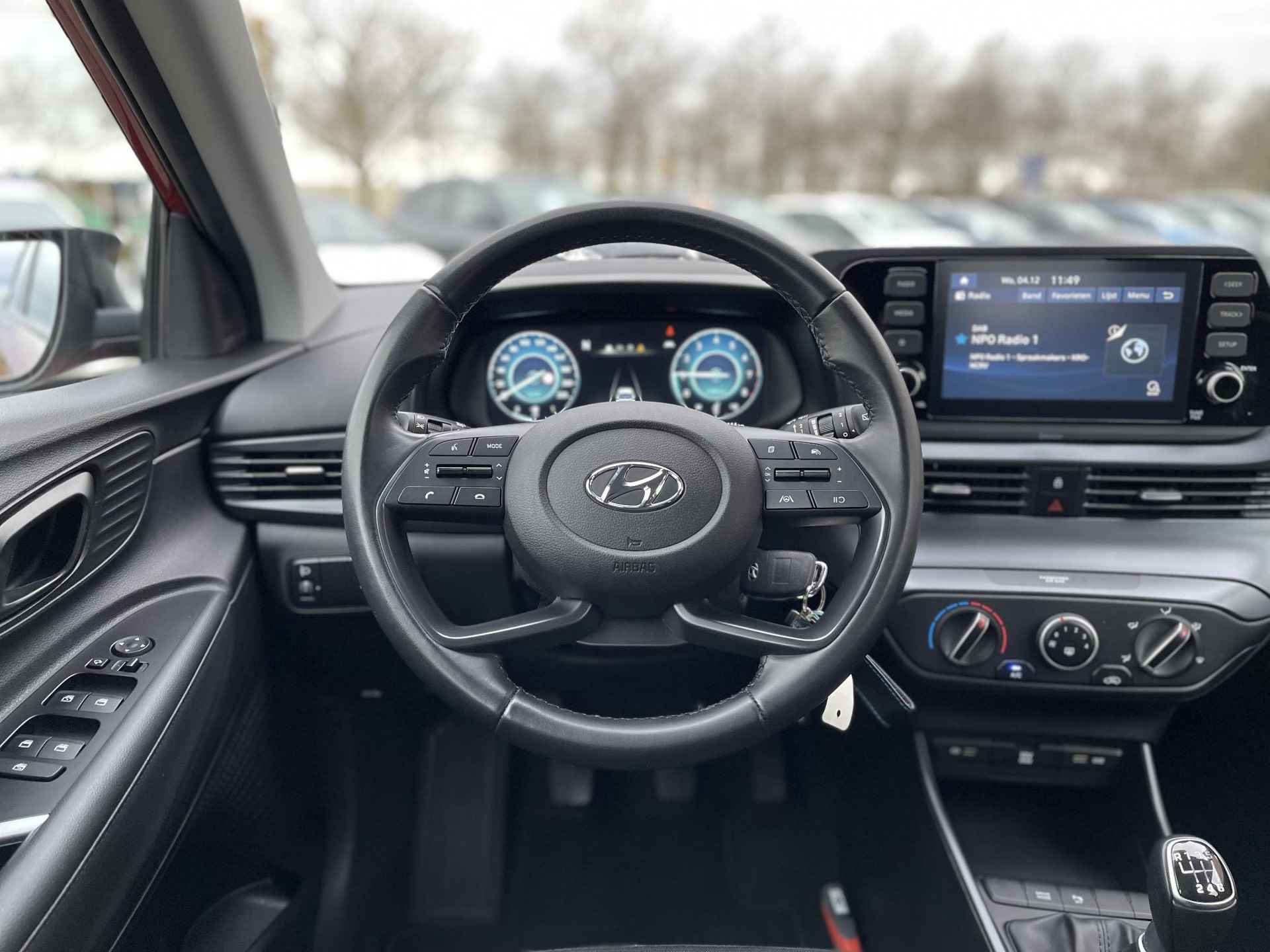 Hyundai i20 1.0 T-GDI Comfort | Two-Tone Lakkleur | Apple Carpaly/Android Auto | Camera | Cruise Control | Airco | Digitaal Instrumentenpaneel | Rijklaarprijs! - 14/23